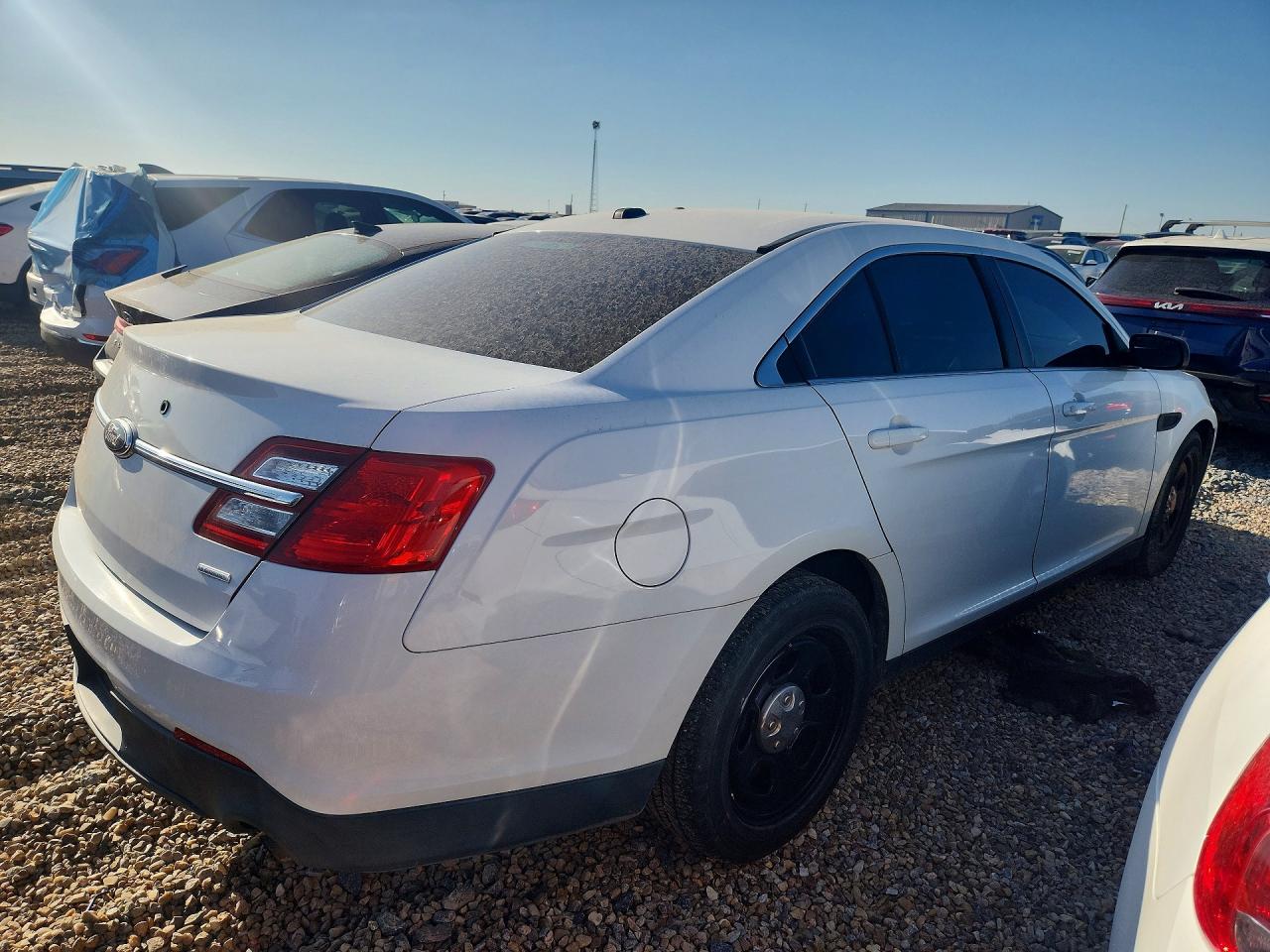 2015 Ford Taurus Police Interceptor White vin: 1FAHP2MT8FG109228
