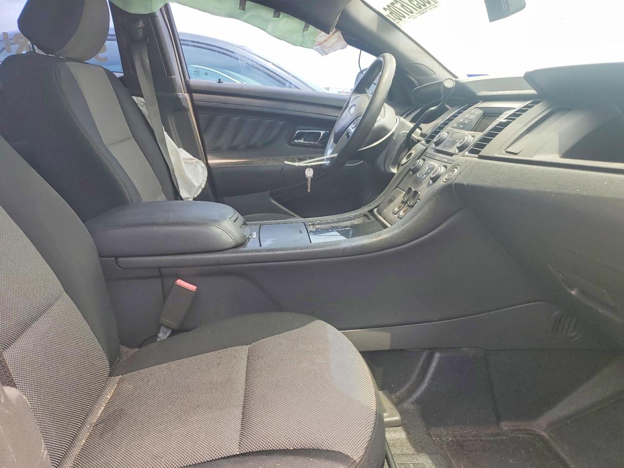 2015 Ford Taurus Police Interceptor White vin: 1FAHP2MT8FG109228