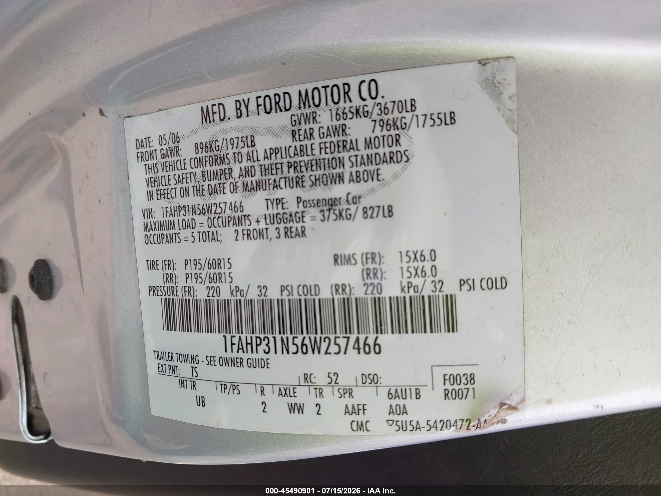 2006 Ford Focus Zx3 Silver vin: 1FAHP31N56W257466