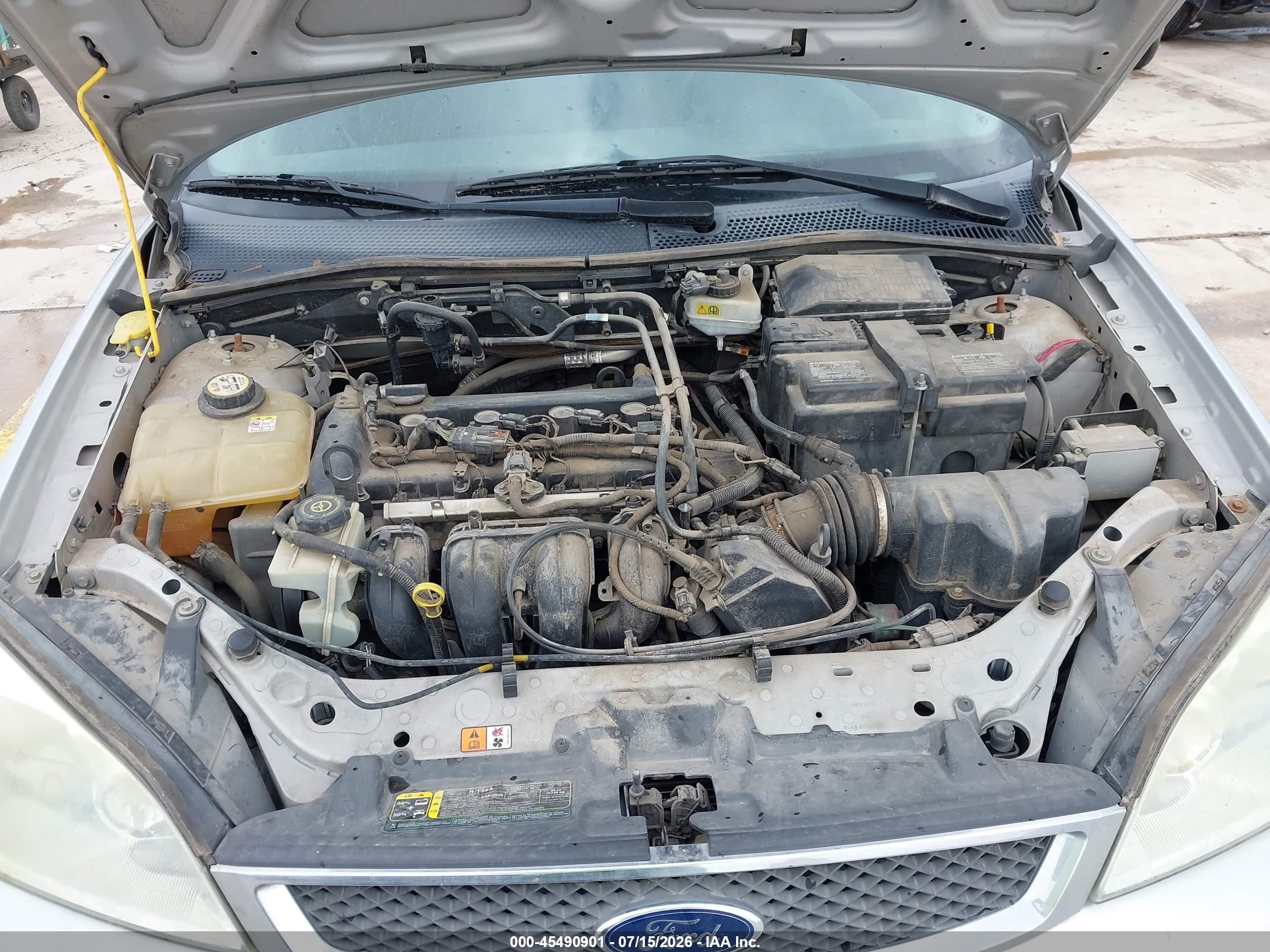 2006 Ford Focus Zx3 Silver vin: 1FAHP31N56W257466