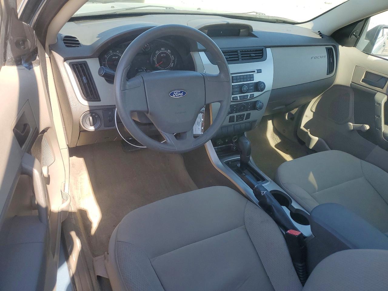 2008 Ford Focus S/se Blue vin: 1FAHP32N48W178730