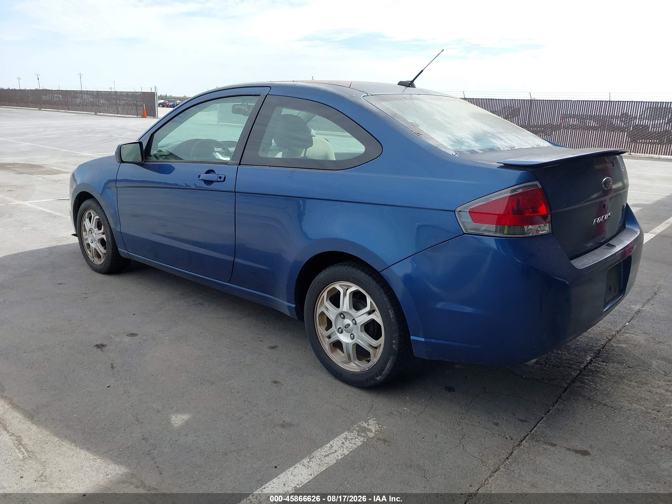 2009 Ford Focus Se Blue vin: 1FAHP32N59W146936