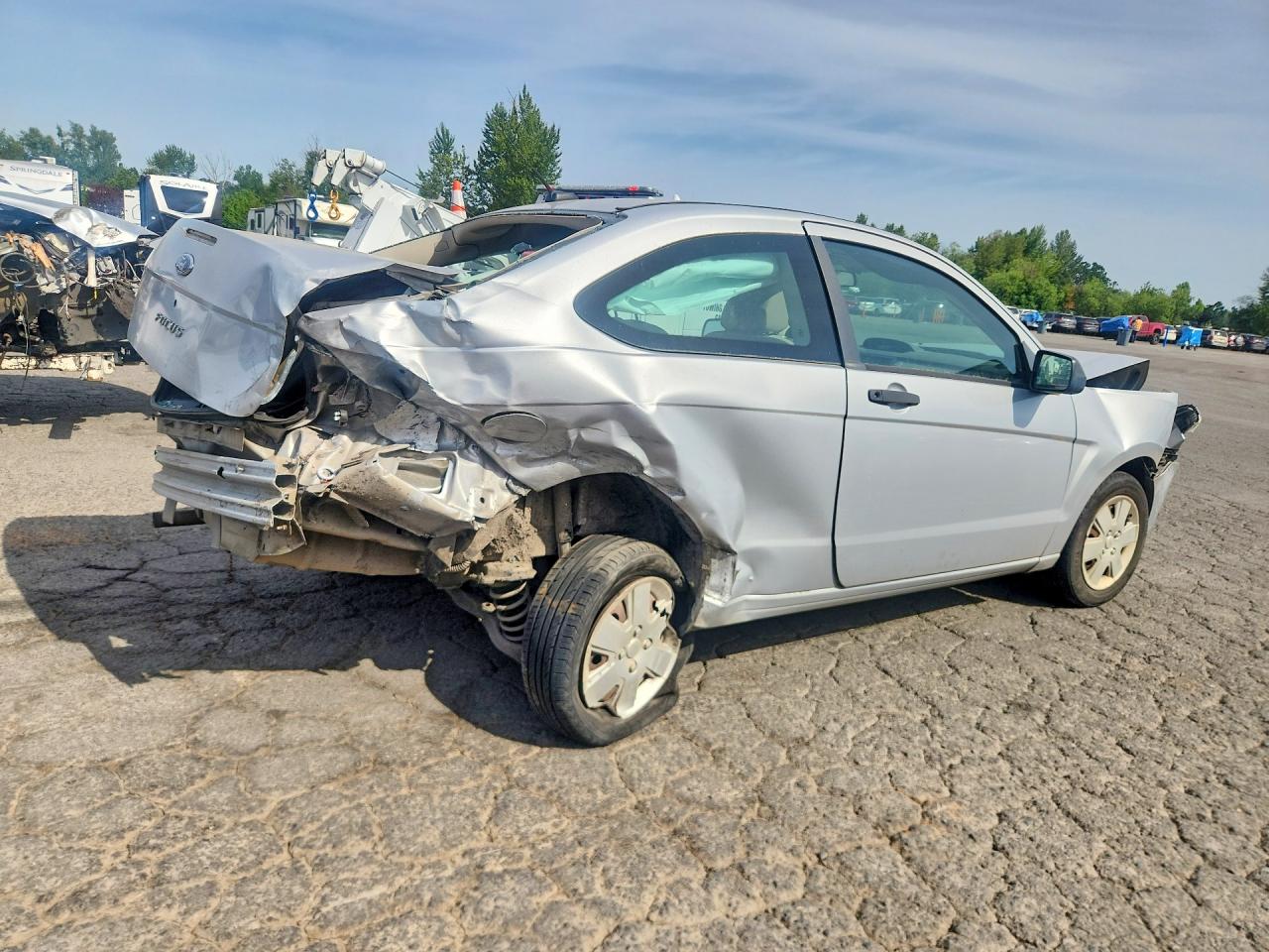 2008 Ford Focus S Silver vin: 1FAHP32N68W277128