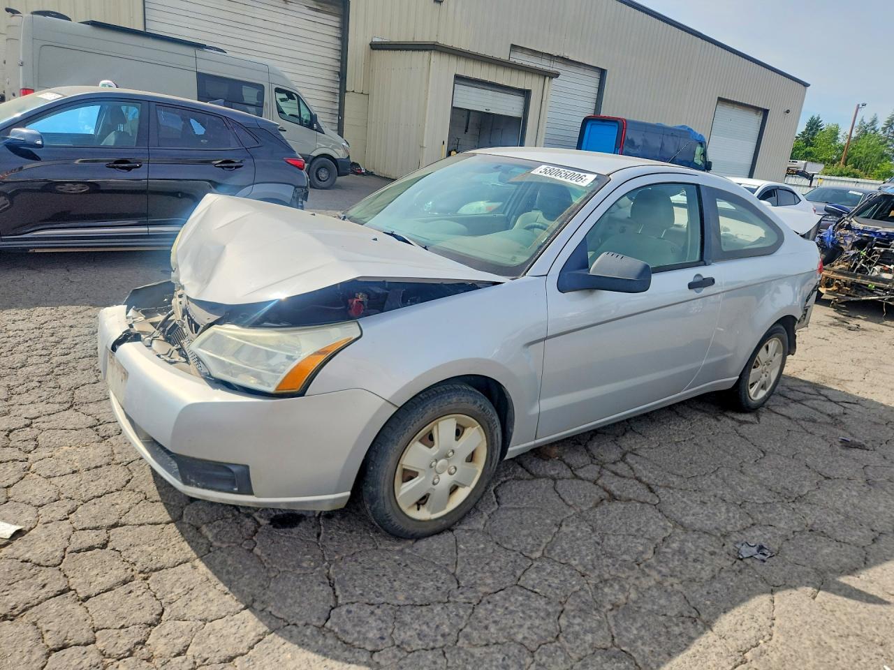 2008 Ford Focus S Silver vin: 1FAHP32N68W277128