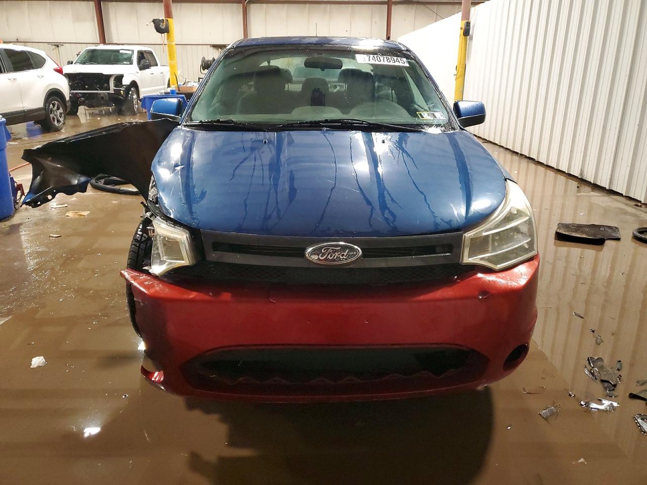 2009 Ford Focus Se Blue vin: 1FAHP32N79W149157