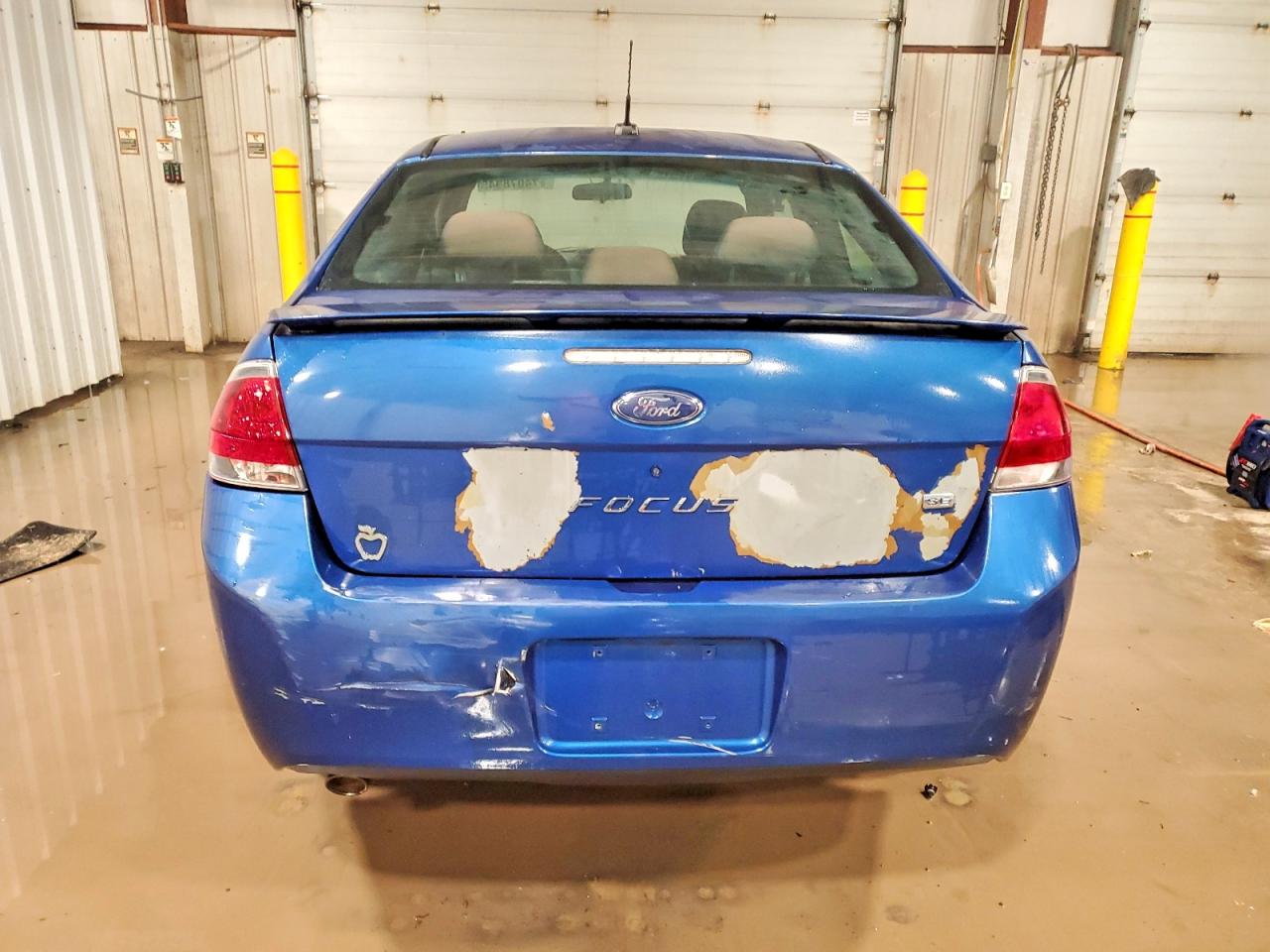 2009 Ford Focus Se Blue vin: 1FAHP32N79W149157