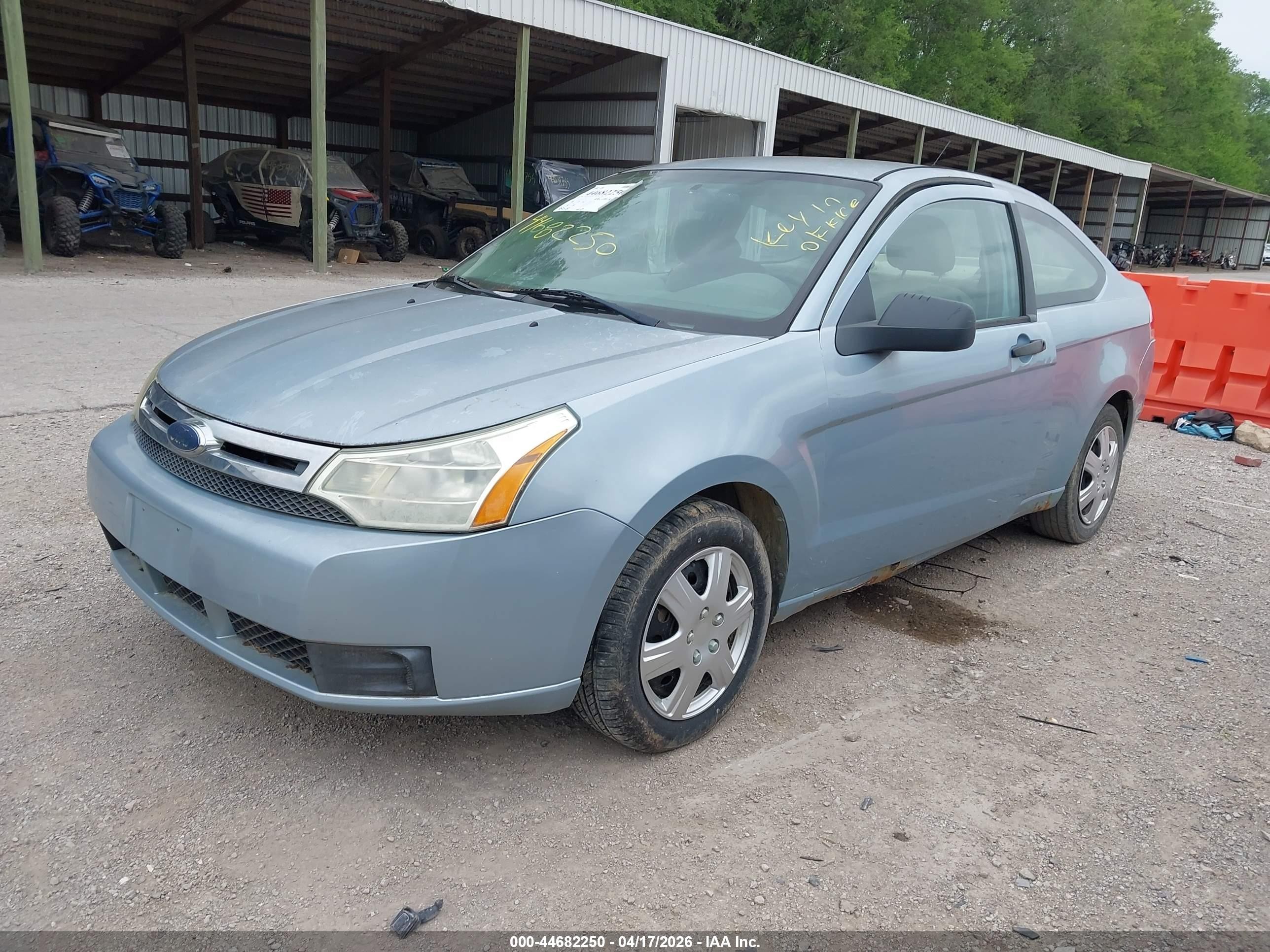 2008 Ford Focus S Light Blue vin: 1FAHP32N98W125859