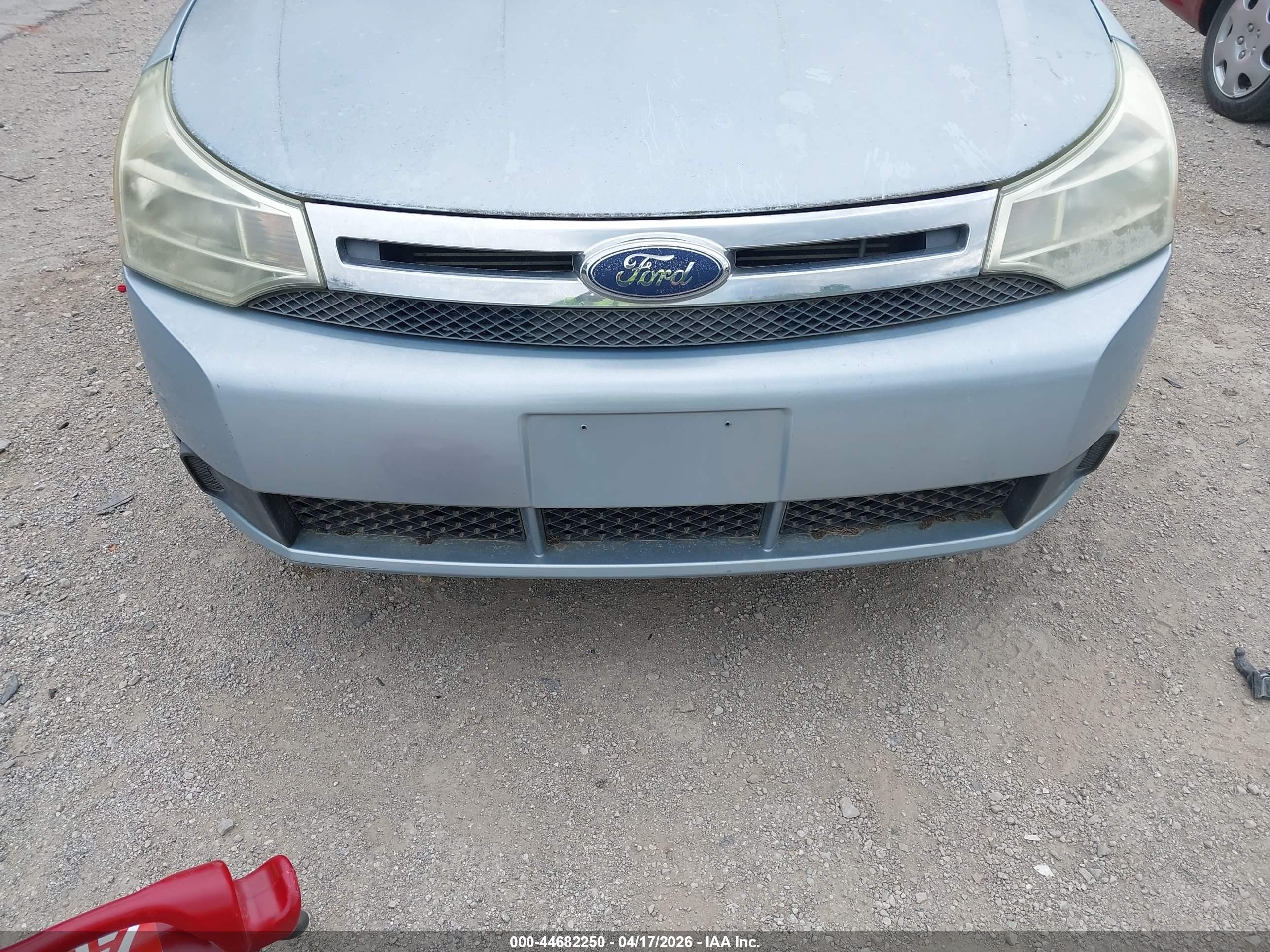 2008 Ford Focus S Light Blue vin: 1FAHP32N98W125859