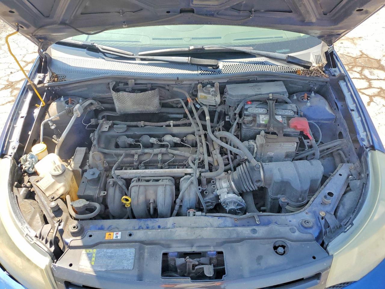 2009 Ford Focus Se Blue vin: 1FAHP32NX9W178846