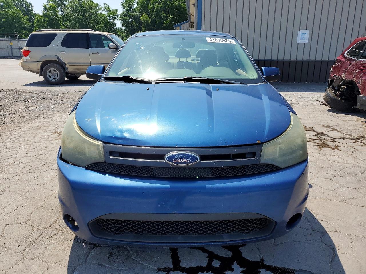 2009 Ford Focus Se Blue vin: 1FAHP32NX9W178846
