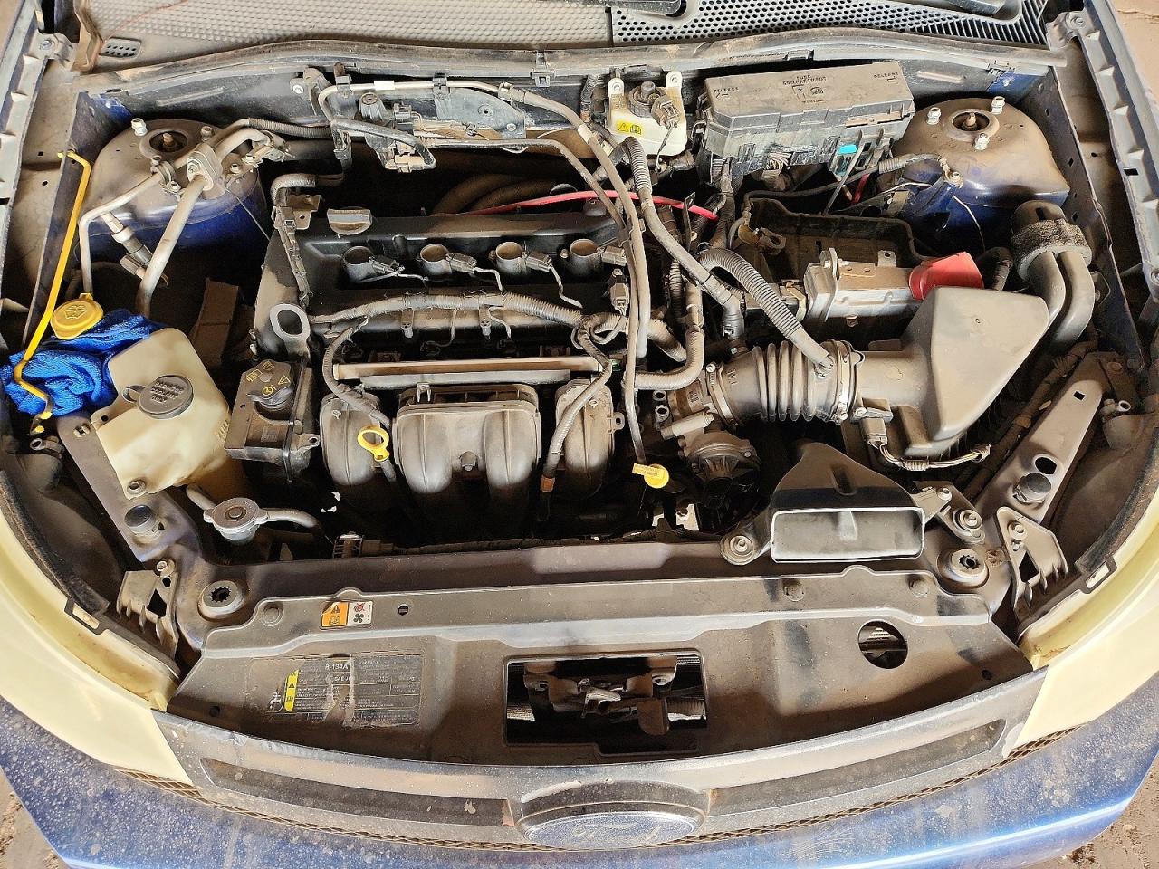 2008 Ford Focus Se Blue vin: 1FAHP33N18W179039