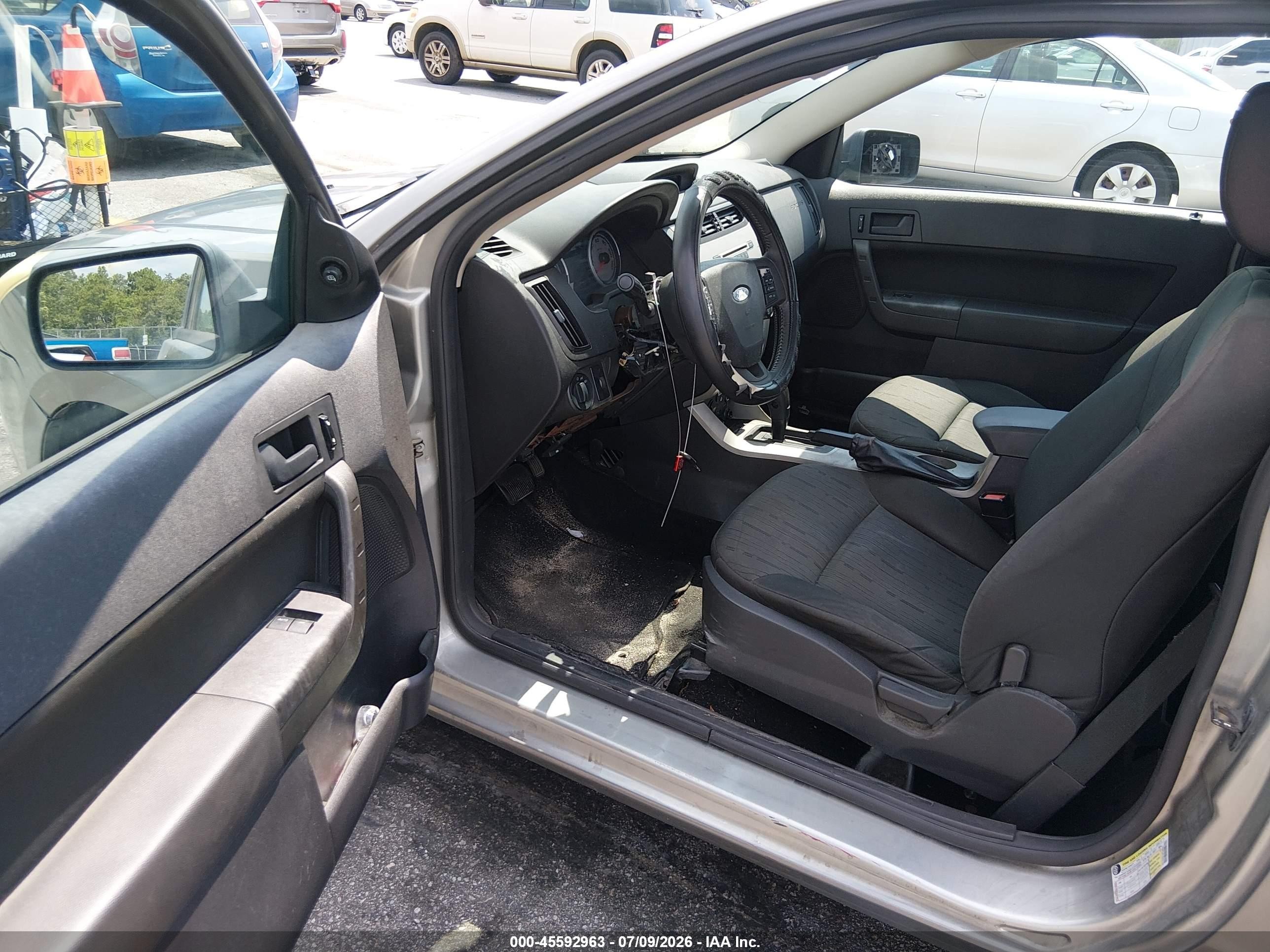 2008 Ford Focus Se/ses Gray vin: 1FAHP33N18W207485