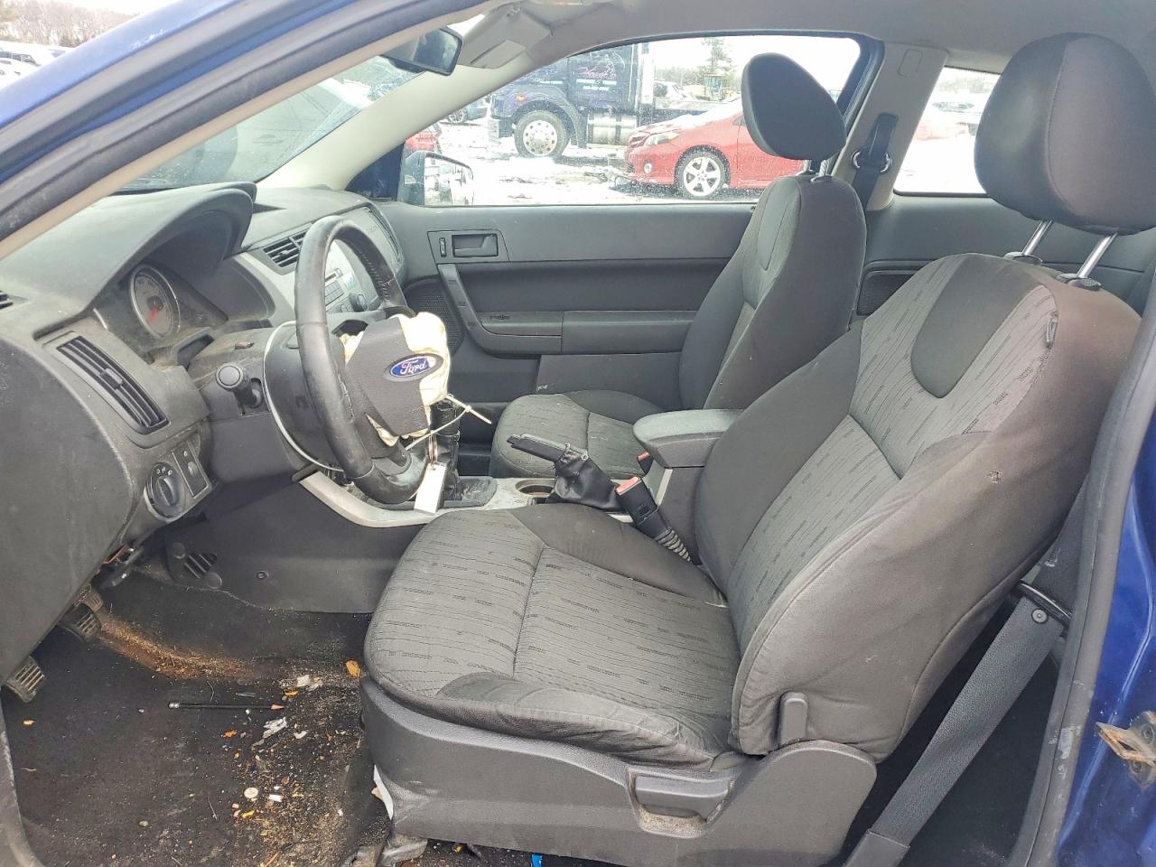 2008 Ford Focus Se Blue vin: 1FAHP33N48W169038