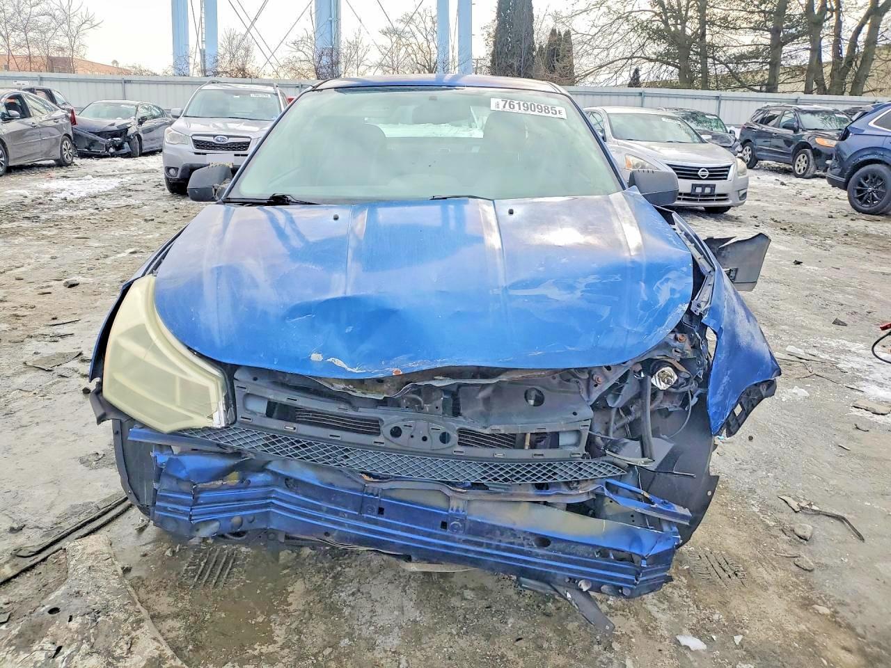 2008 Ford Focus Se Blue vin: 1FAHP33N48W169038