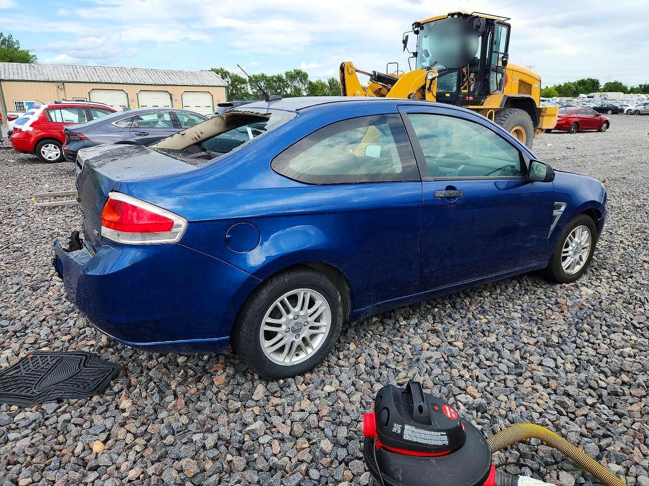 2008 Ford Focus Se Blue vin: 1FAHP33N48W242683