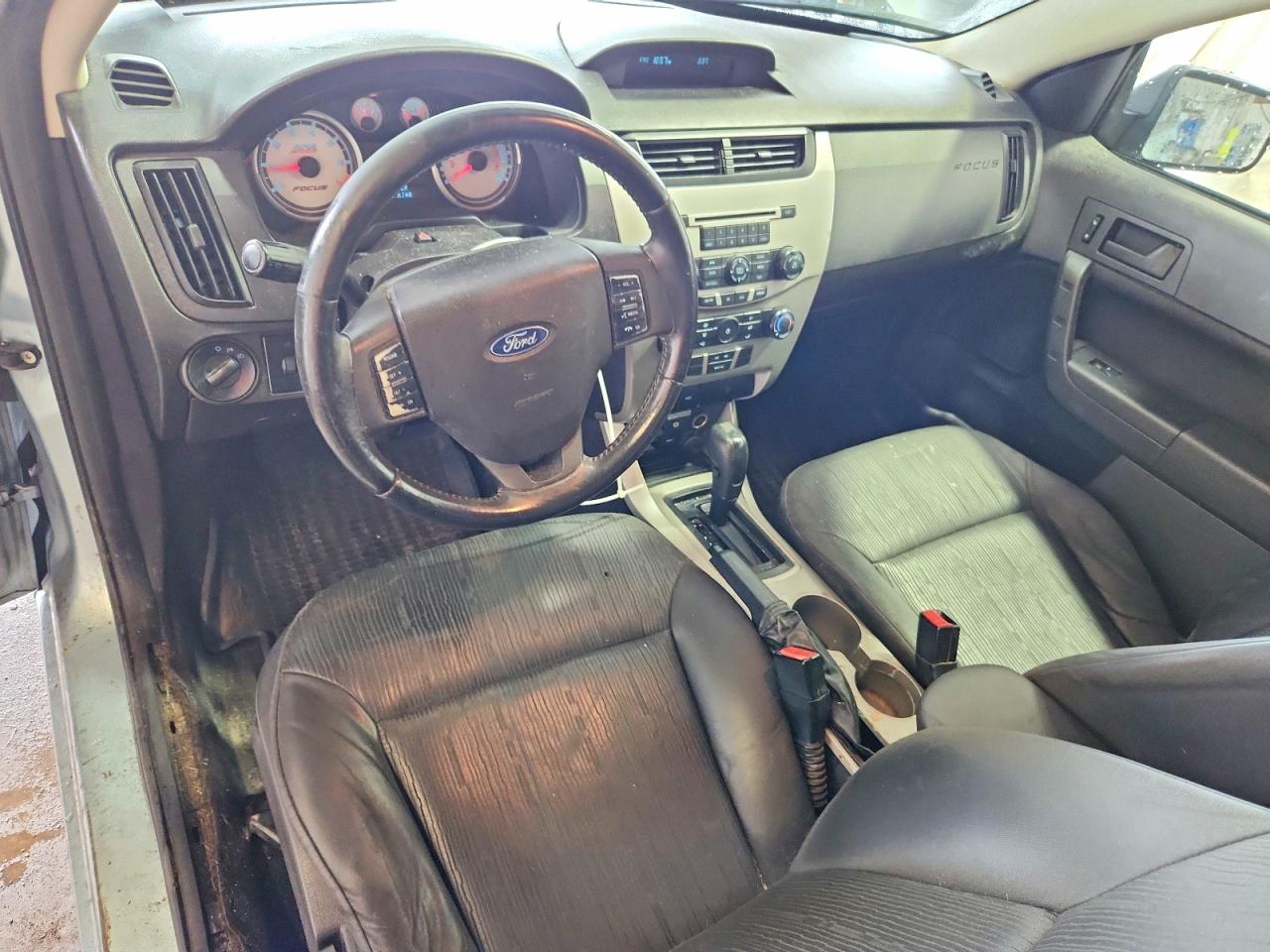 2008 Ford Focus Se/sel/ses Blue vin: 1FAHP33N58W298910