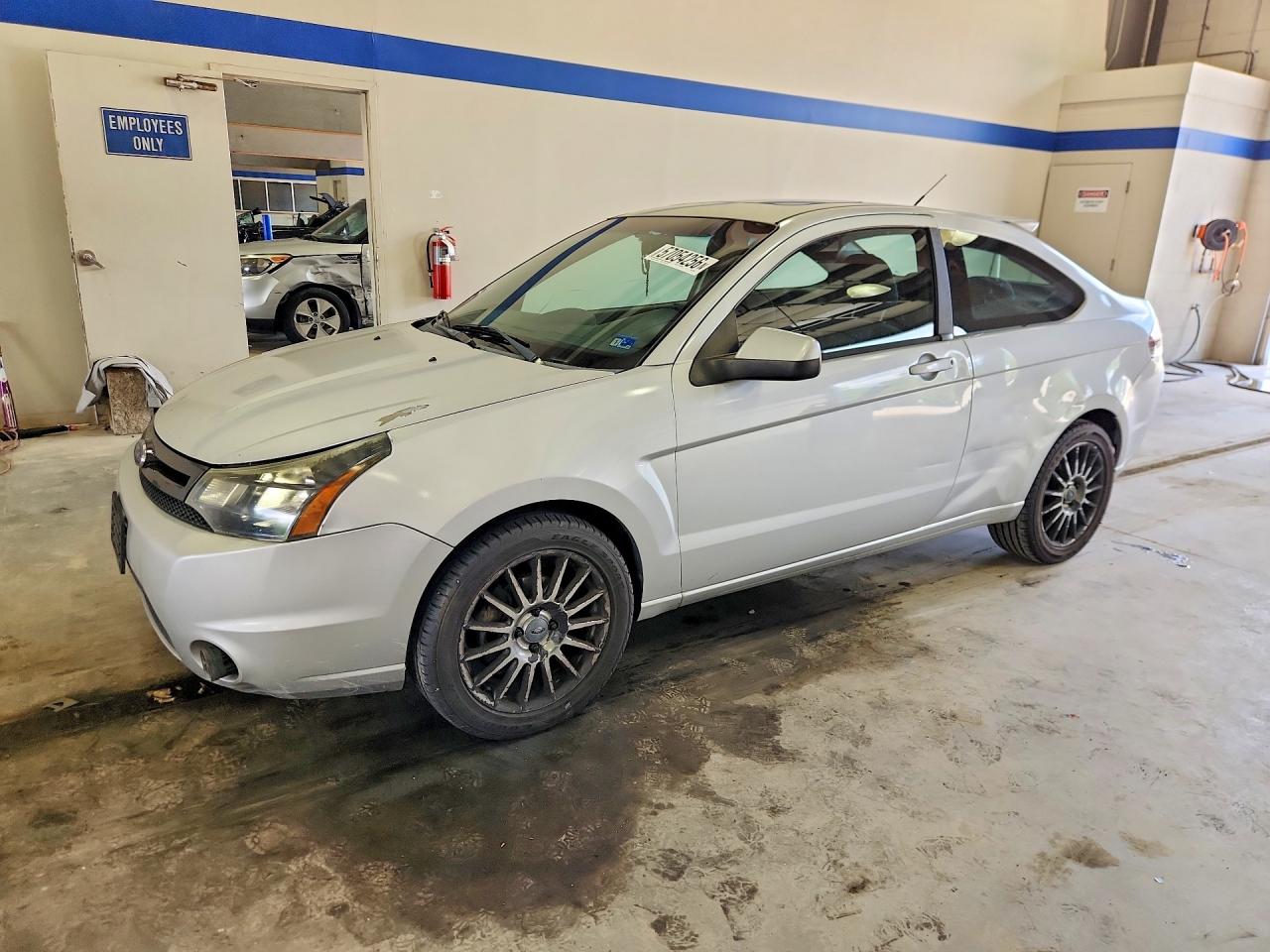 2009 Ford Focus Ses Silver vin: 1FAHP33N69W200629