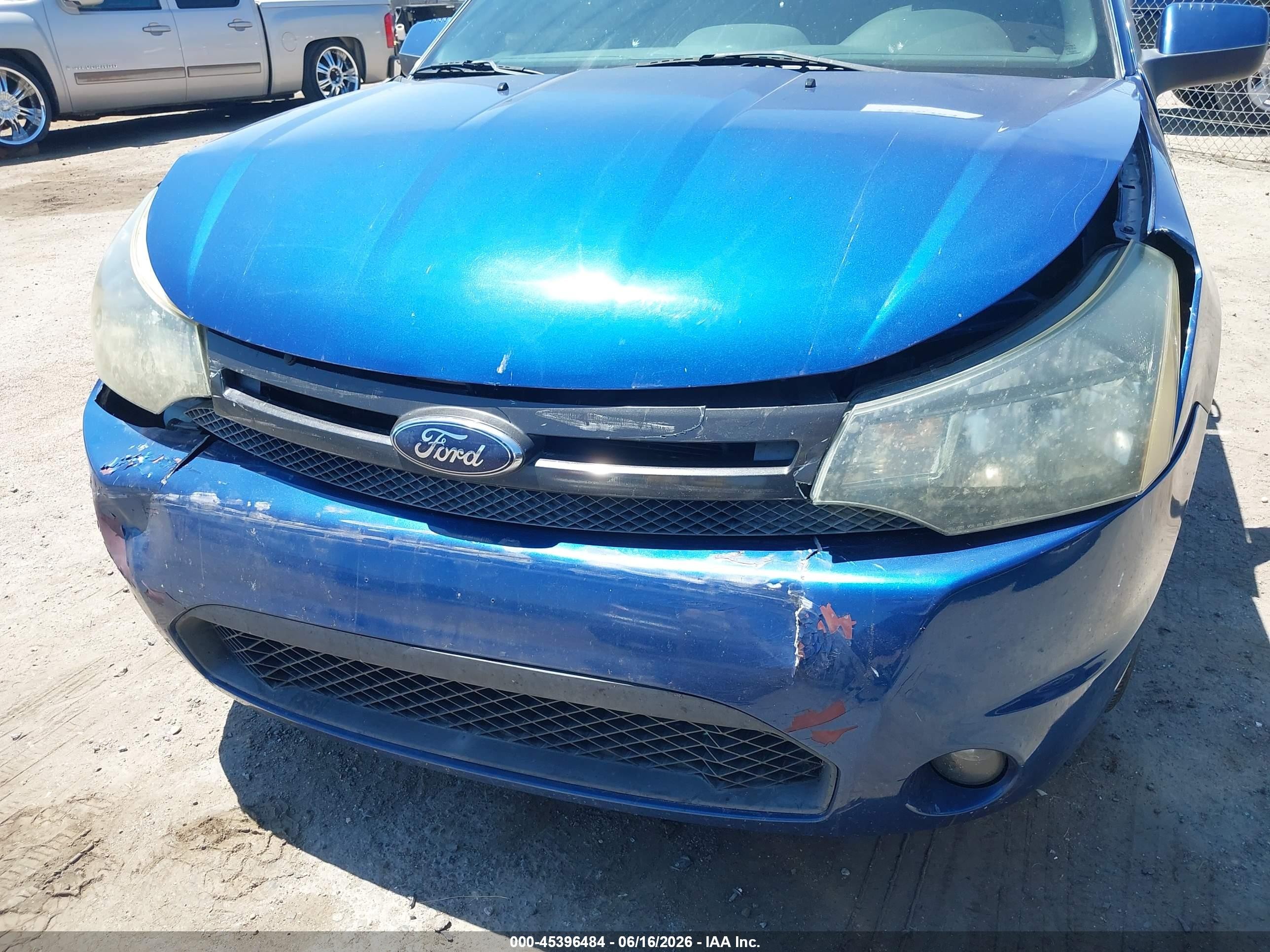 2009 Ford Focus Ses Blue vin: 1FAHP33N79W225474