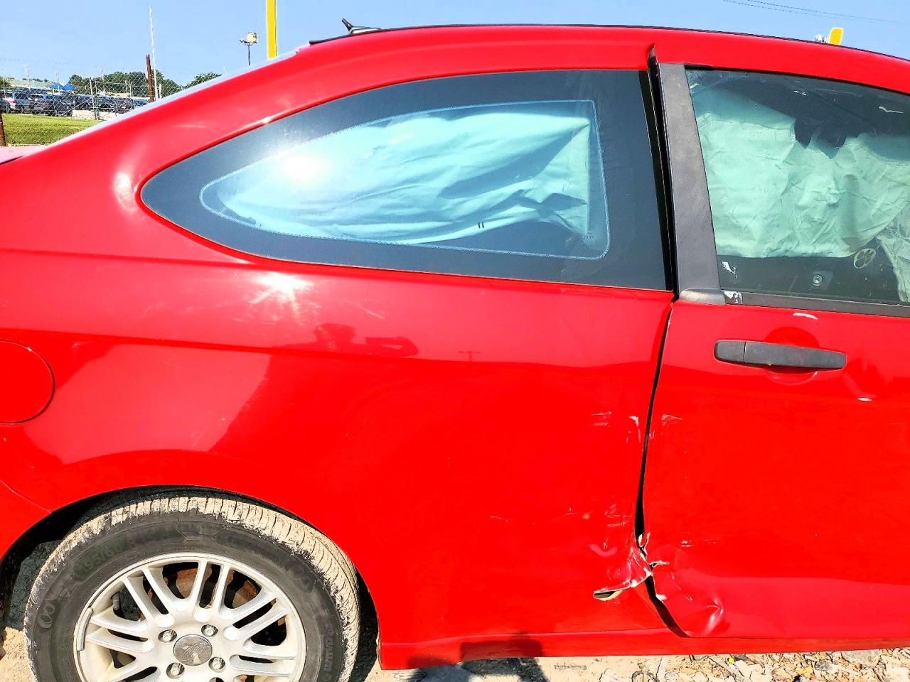 2008 Ford Focus Se Red vin: 1FAHP33NX8W137615