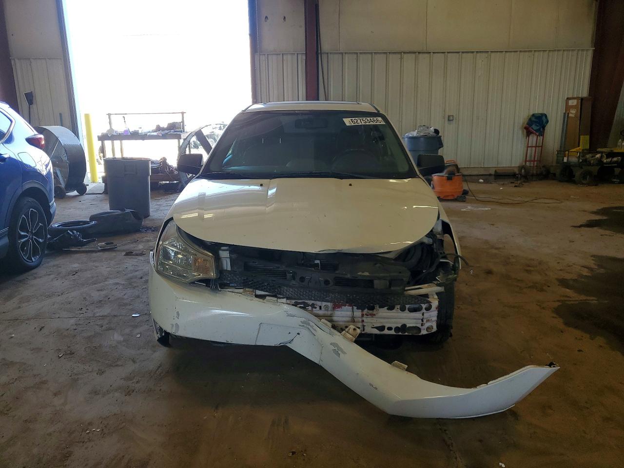 2008 Ford Focus Se White vin: 1FAHP33NX8W217366