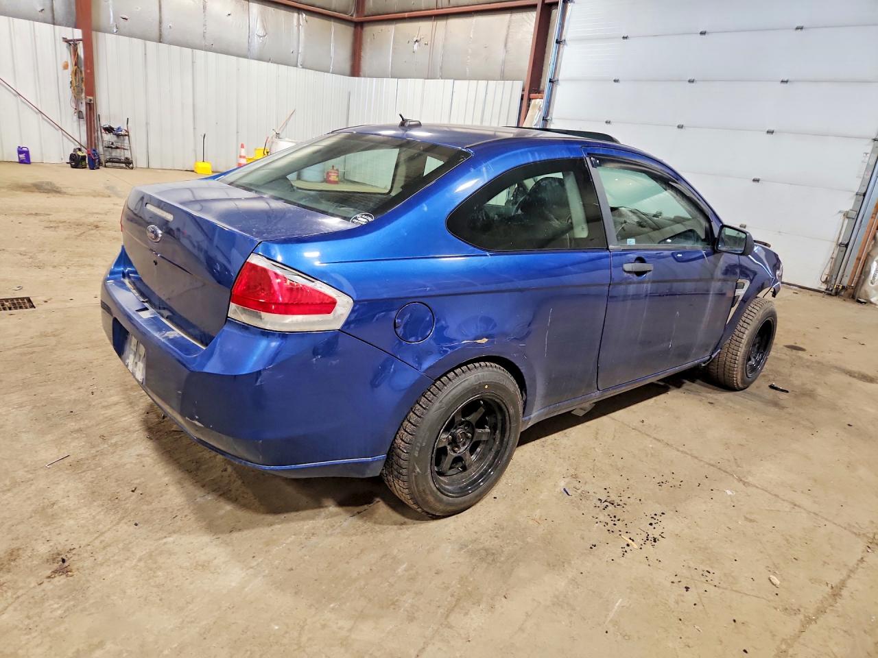 2008 Ford Focus Se Blue vin: 1FAHP33NX8W237715