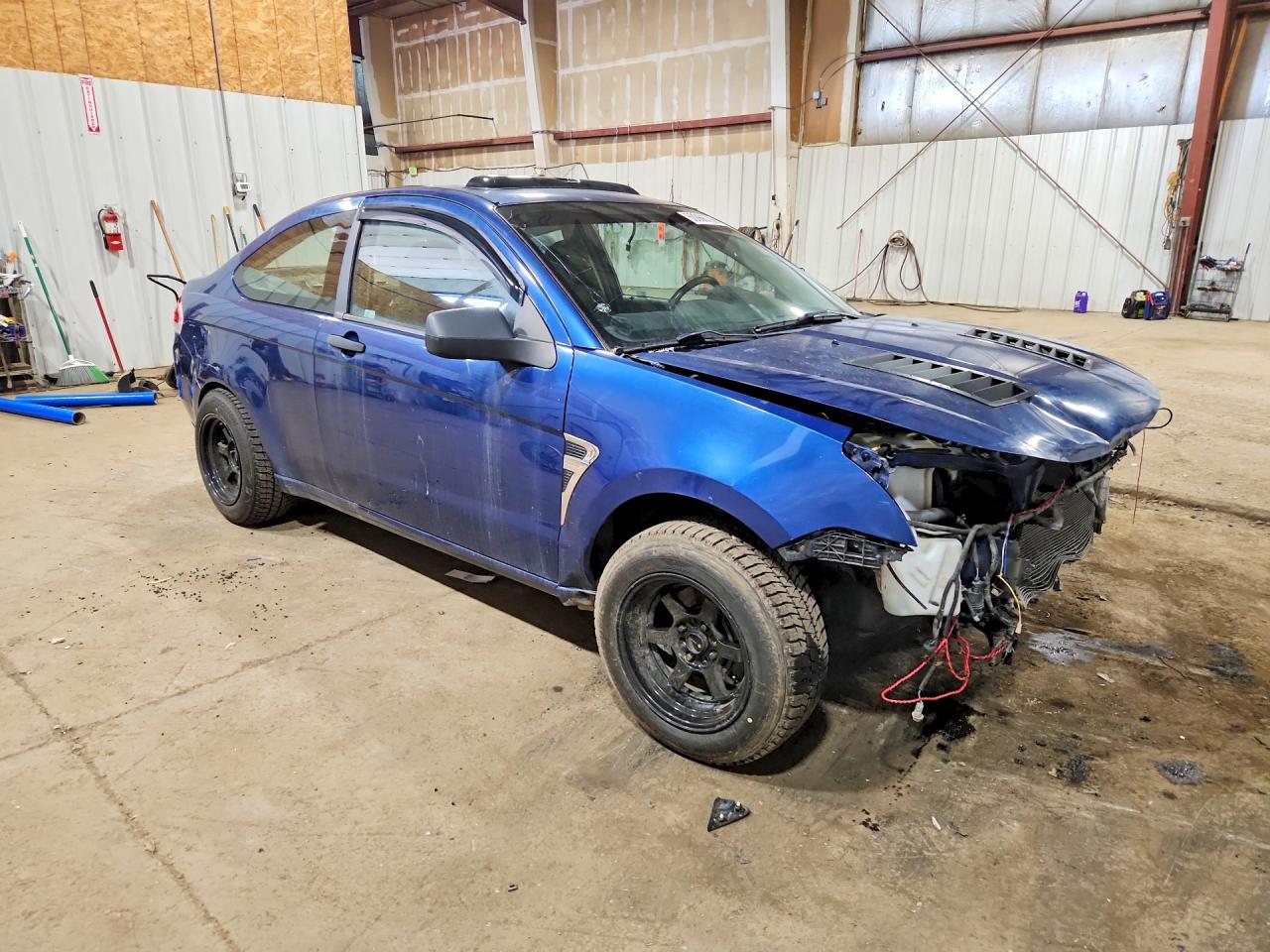 2008 Ford Focus Se Blue vin: 1FAHP33NX8W237715