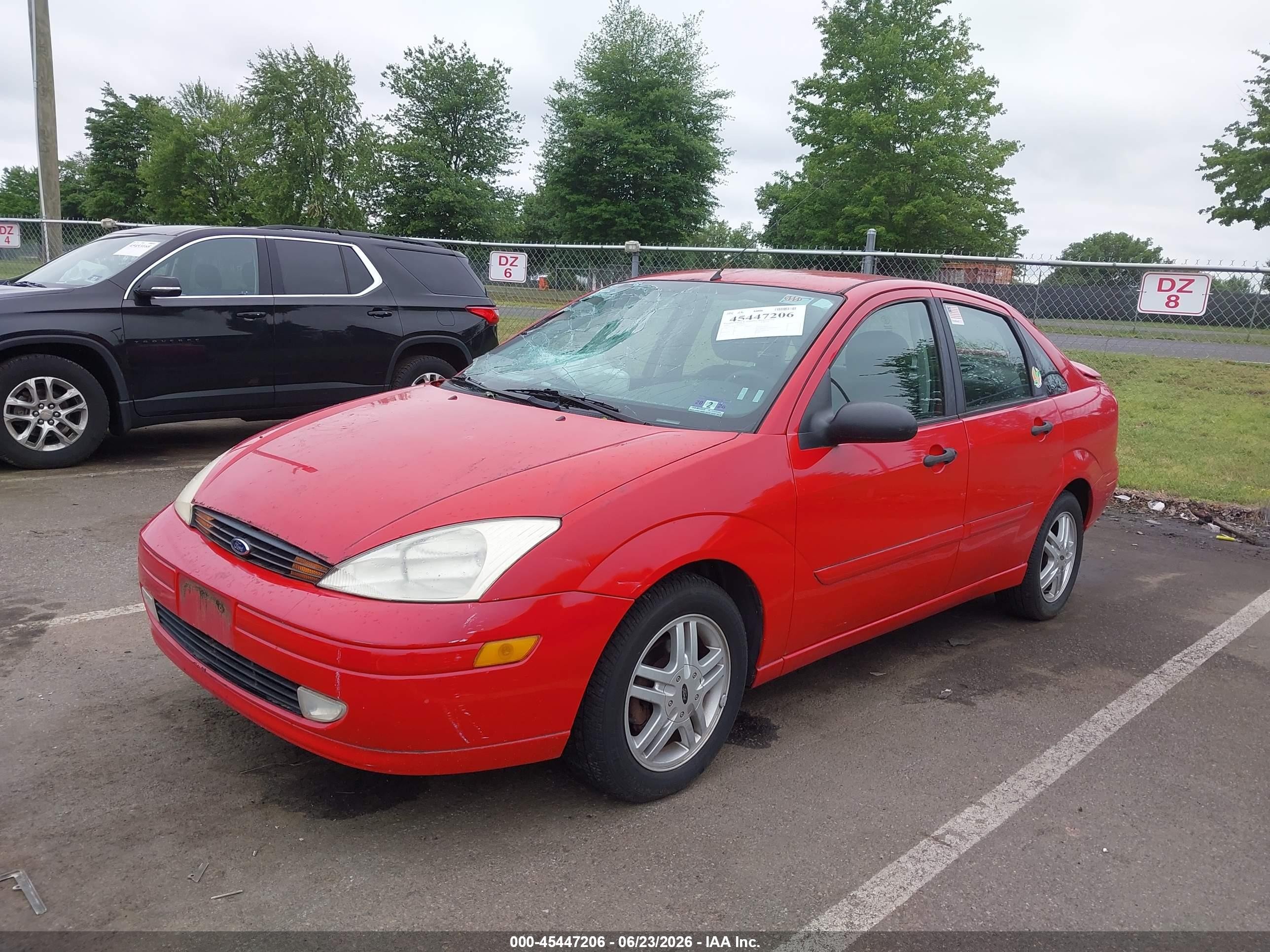 2000 Ford Focus Se Красный vin: 1FAHP343XYW183250