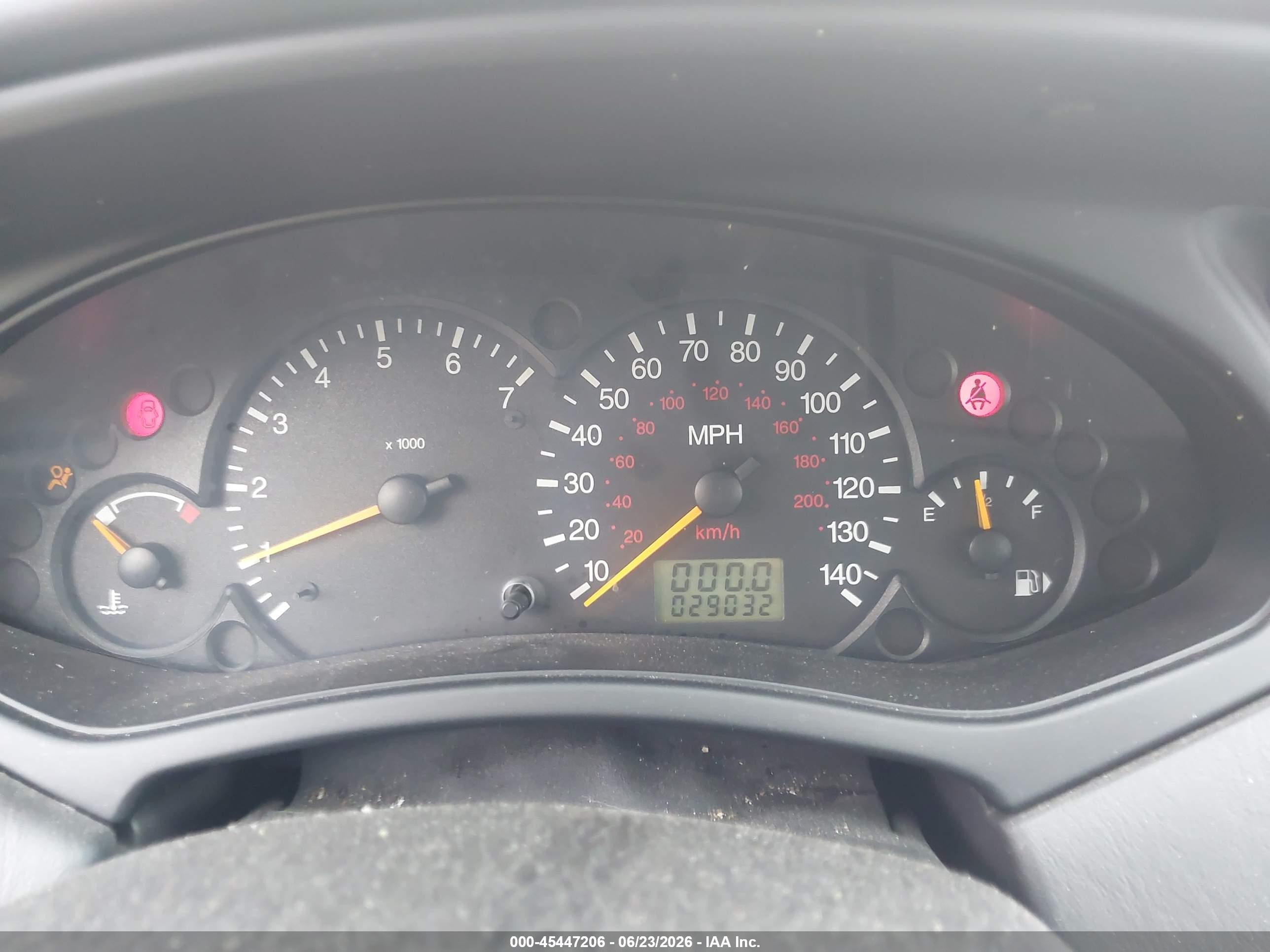 2000 Ford Focus Se Красный vin: 1FAHP343XYW183250