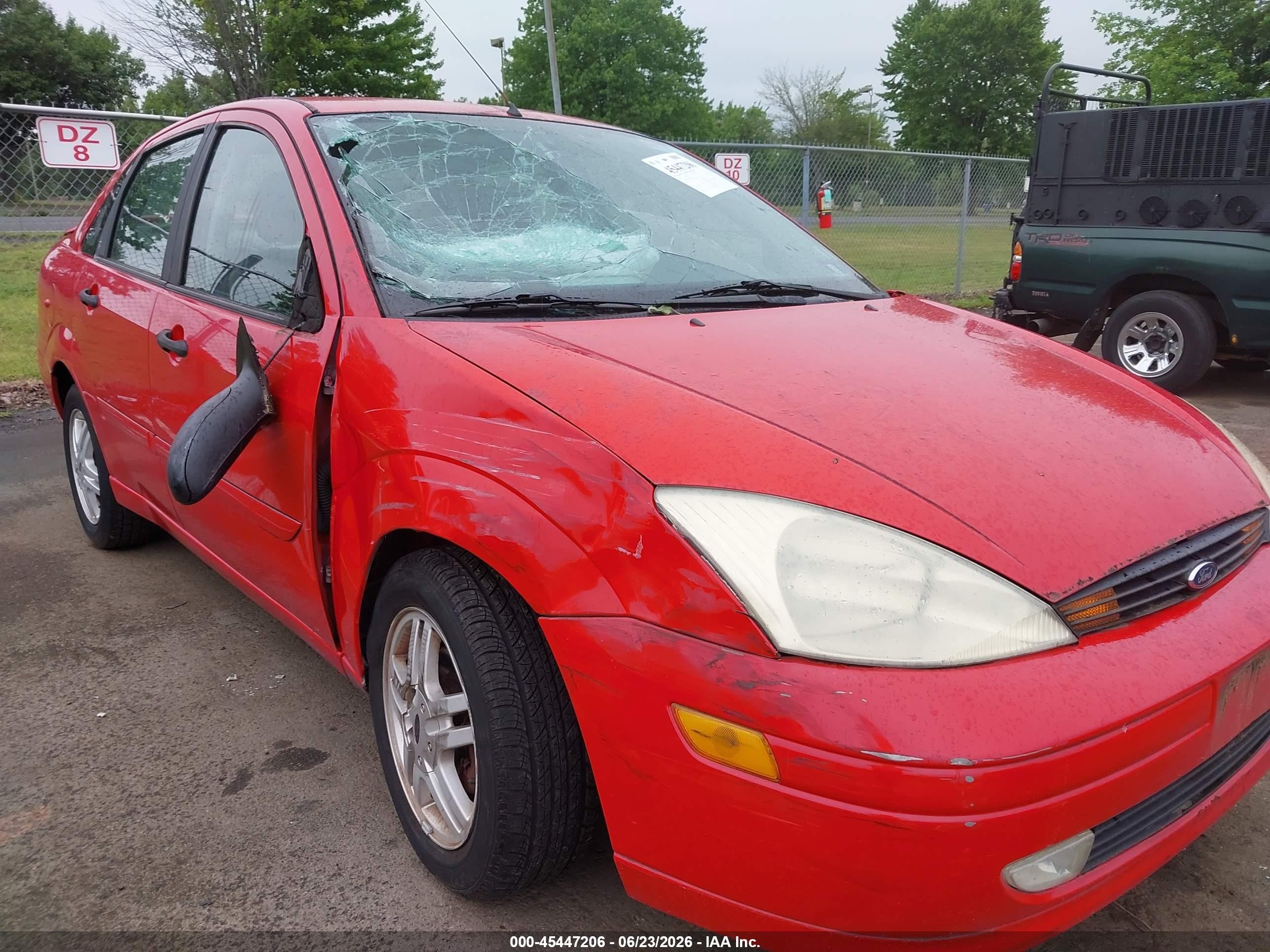 2000 Ford Focus Se Красный vin: 1FAHP343XYW183250