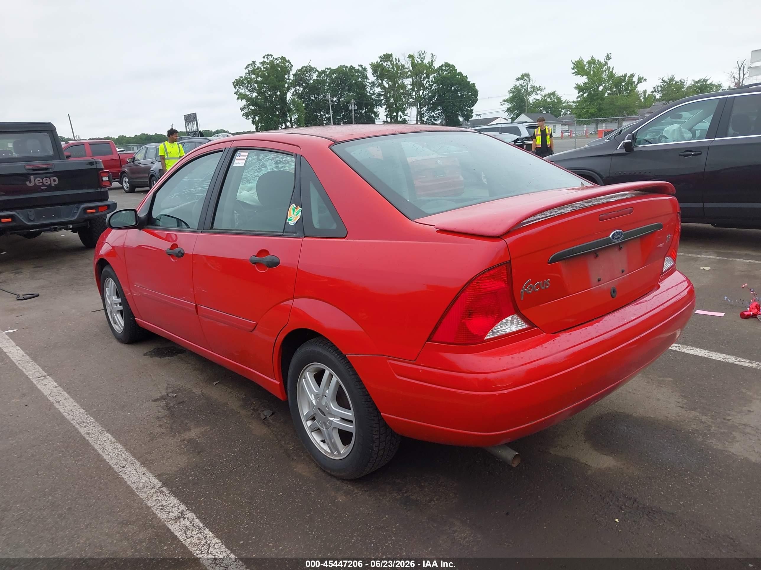 2000 Ford Focus Se Красный vin: 1FAHP343XYW183250