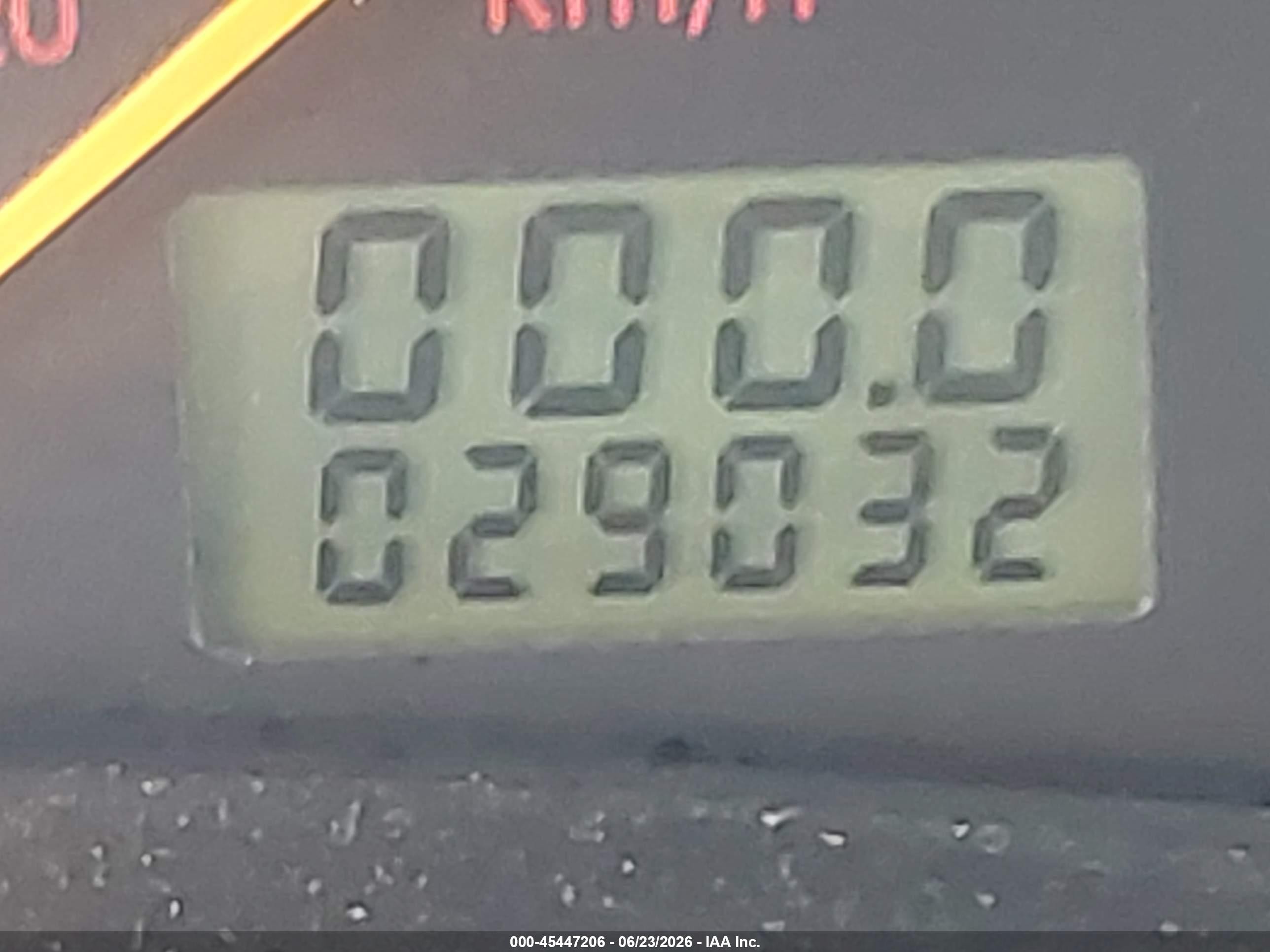 2000 Ford Focus Se Красный vin: 1FAHP343XYW183250