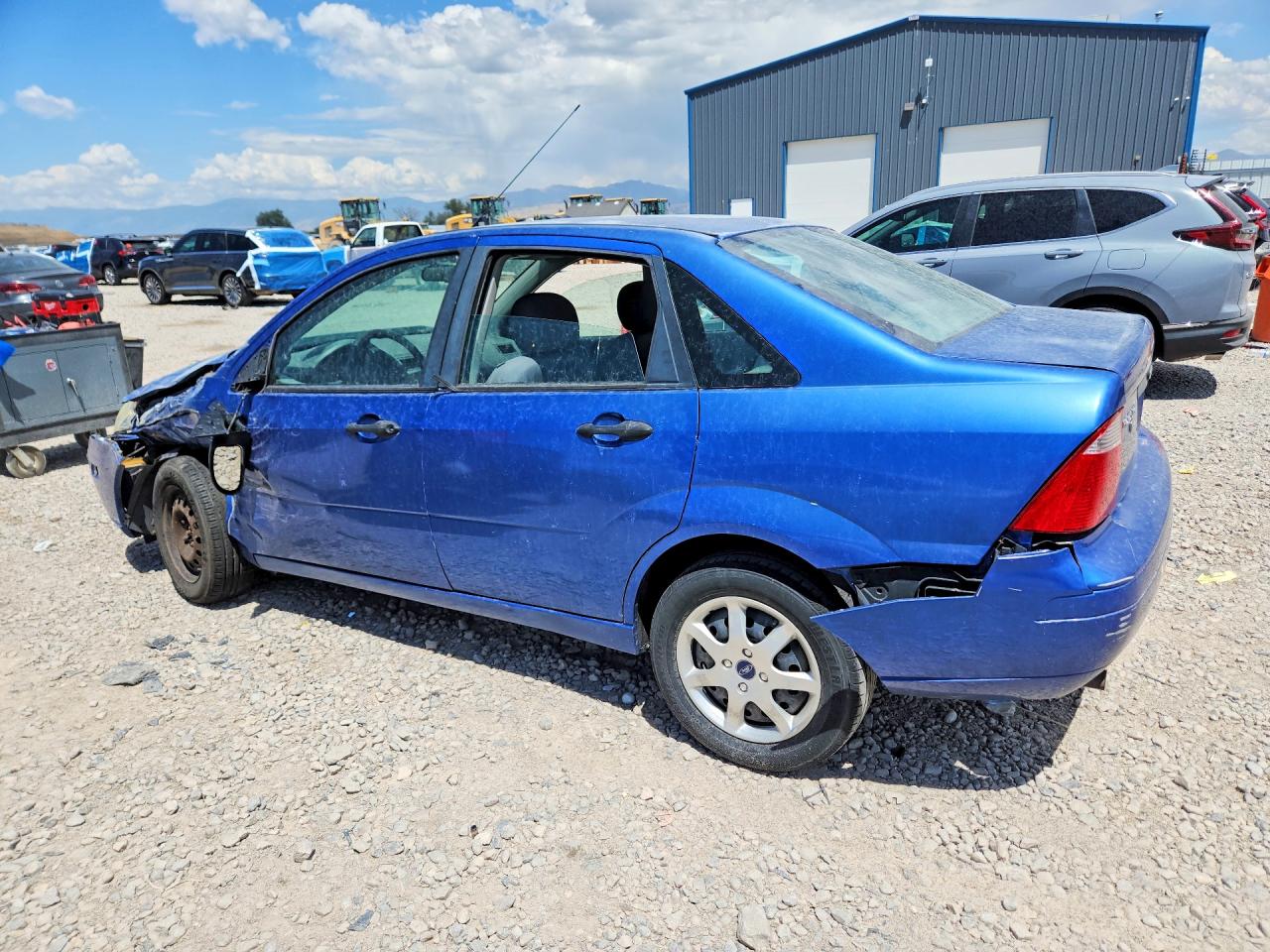 2005 Ford Focus Zx4 Blue vin: 1FAHP34N15W186552