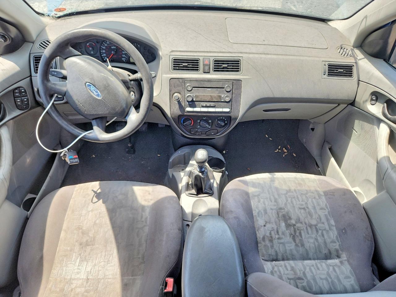 2005 Ford Focus Zx4 Blue vin: 1FAHP34N15W186552