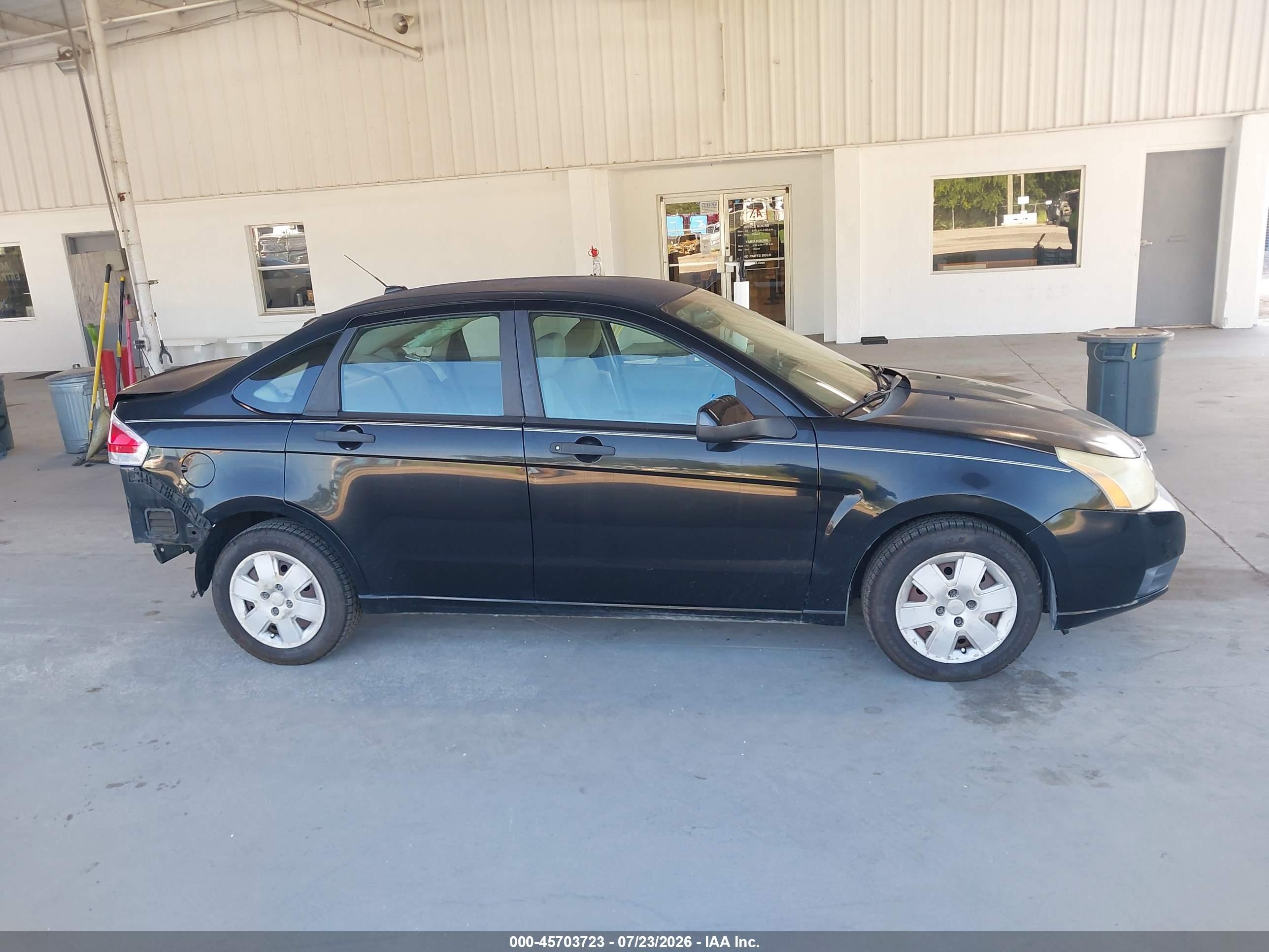 2008 Ford Focus S Черный vin: 1FAHP34N18W192615