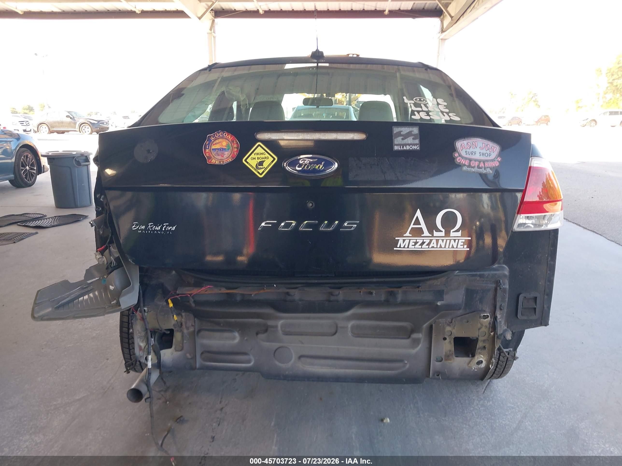 2008 Ford Focus S Черный vin: 1FAHP34N18W192615