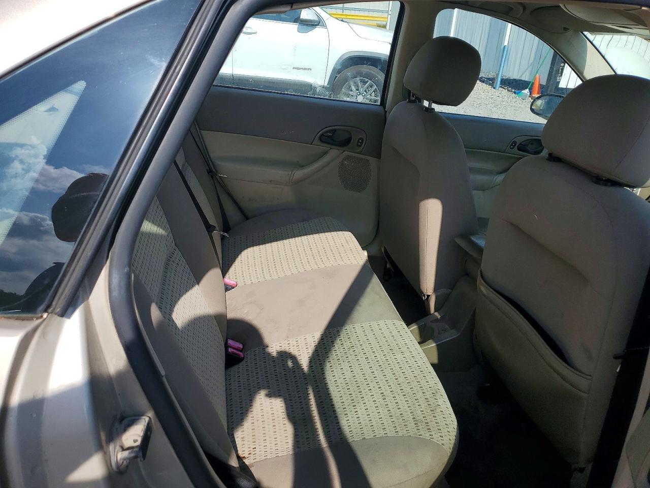 2006 Ford Focus Zx4 Бежевый vin: 1FAHP34N26W177800