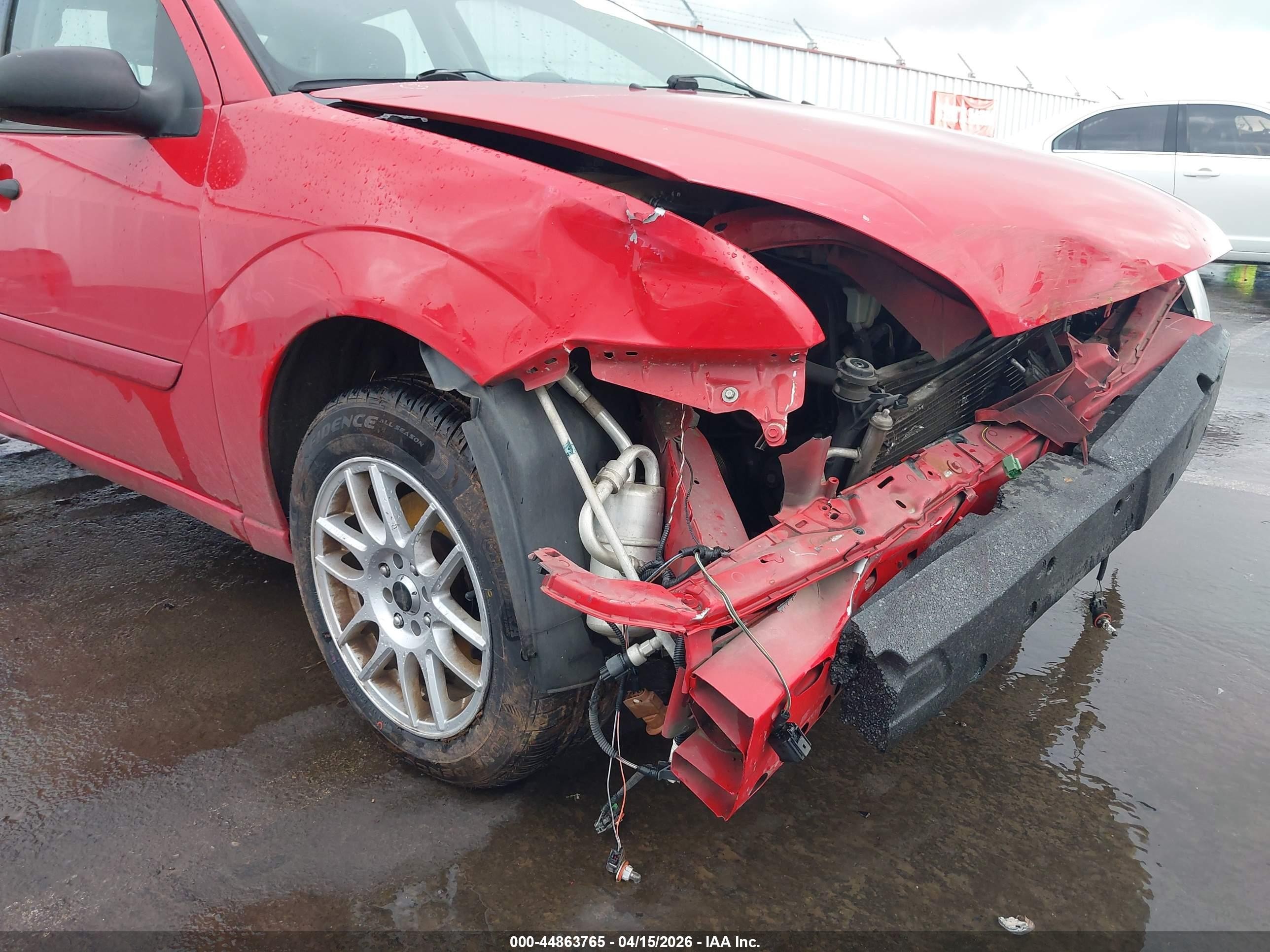 2007 Ford Focus S/se/ses Red vin: 1FAHP34N27W216032