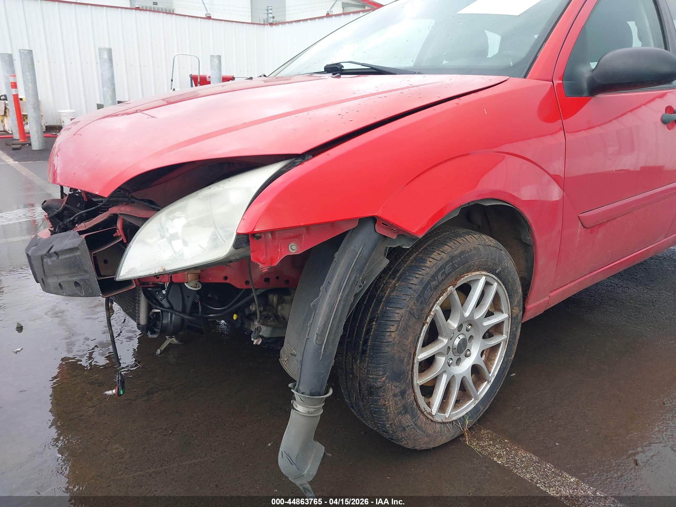 2007 Ford Focus S/se/ses Red vin: 1FAHP34N27W216032