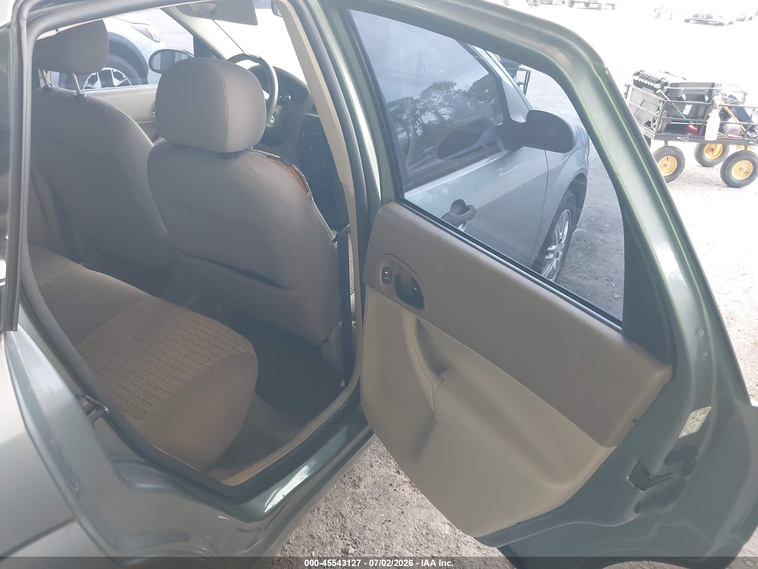 2006 Ford Focus Zx4 Blue vin: 1FAHP34N36W128296