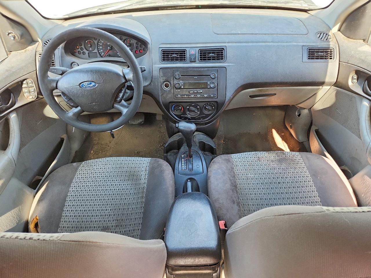 2007 Ford Focus Zx4 Silver vin: 1FAHP34N37W217447
