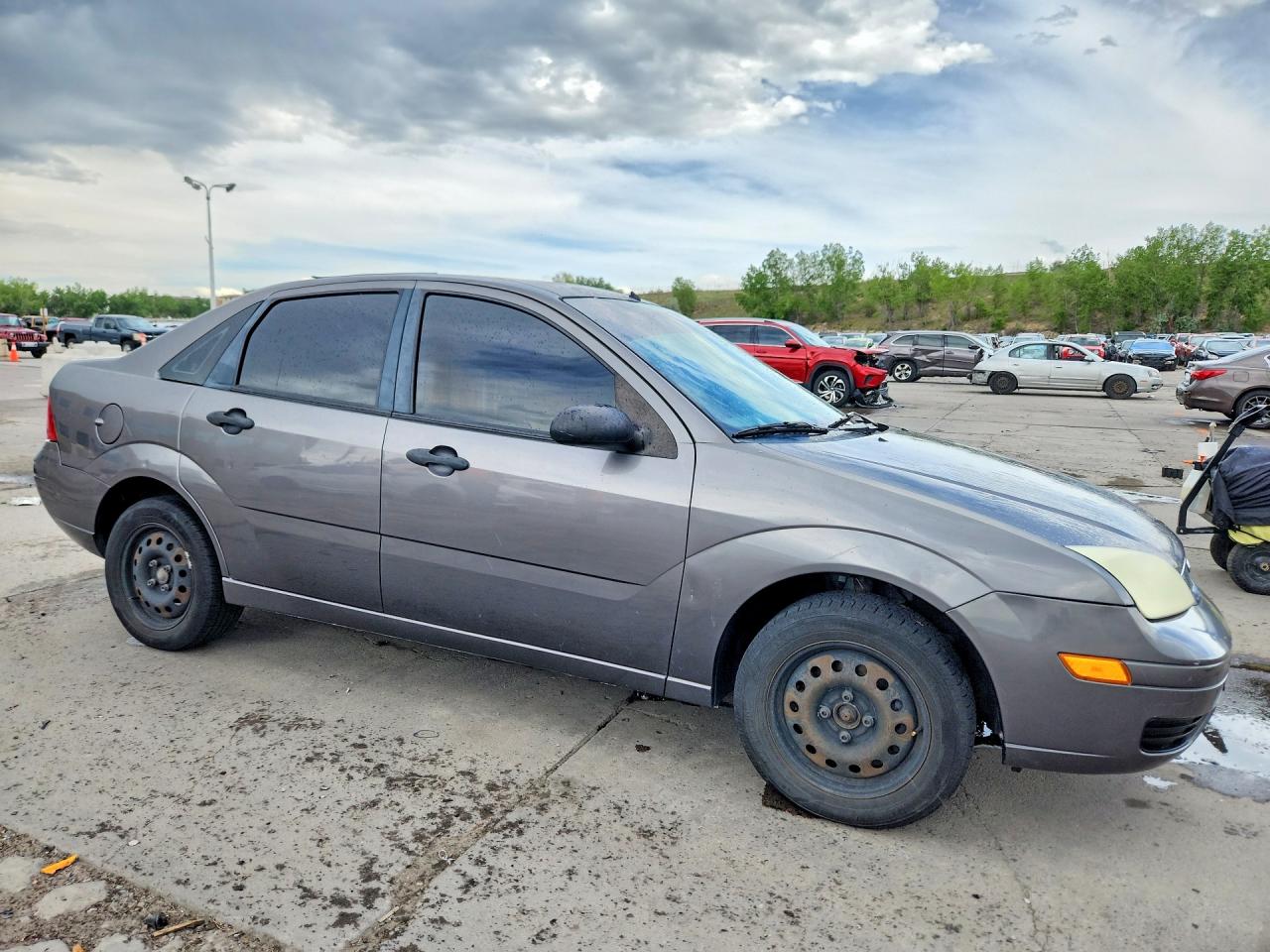 2007 Ford Focus Zx4 Gray vin: 1FAHP34N37W244745