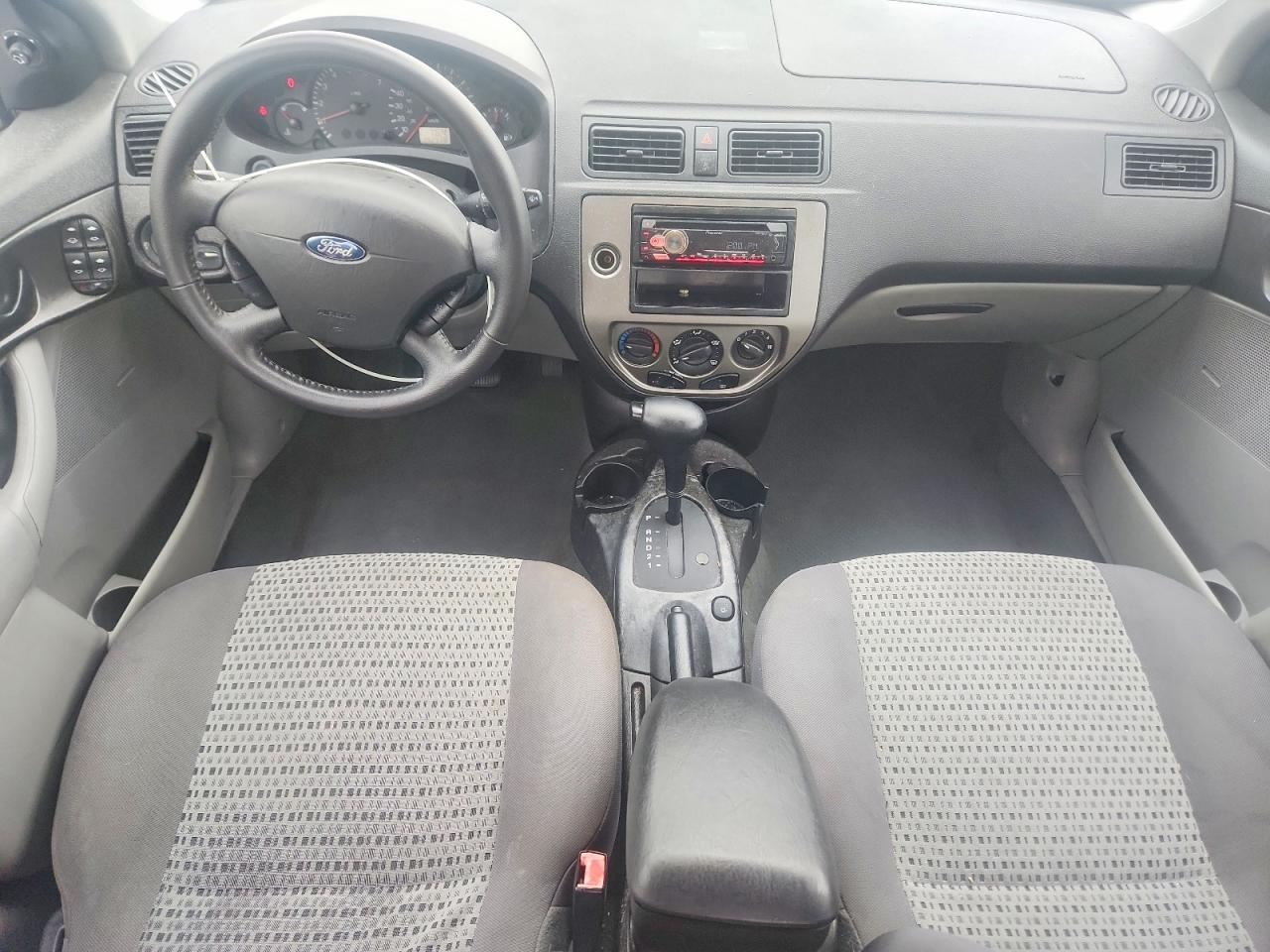2007 Ford Focus Zx4 Белый vin: 1FAHP34N37W355358