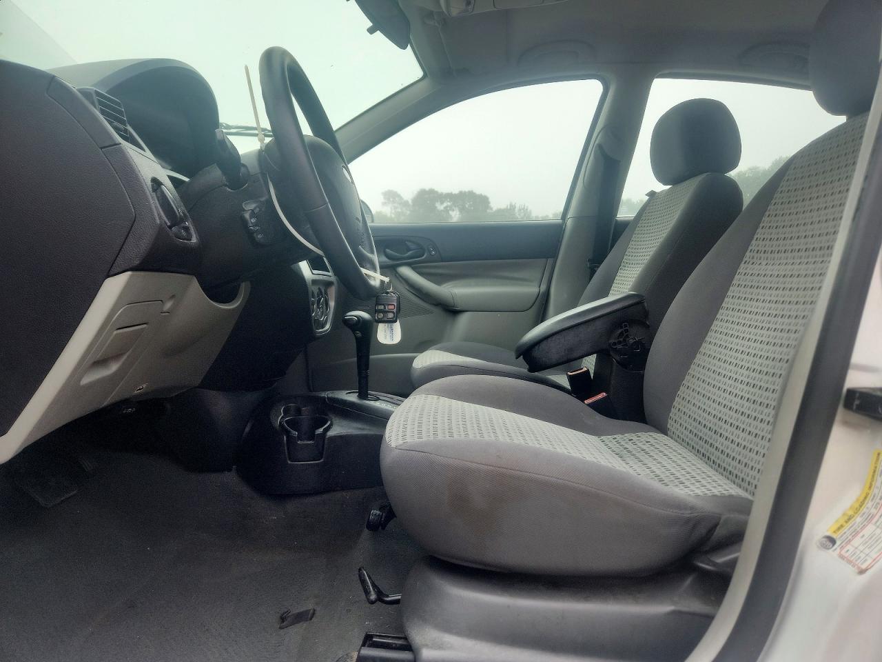 2007 Ford Focus Zx4 Белый vin: 1FAHP34N37W355358