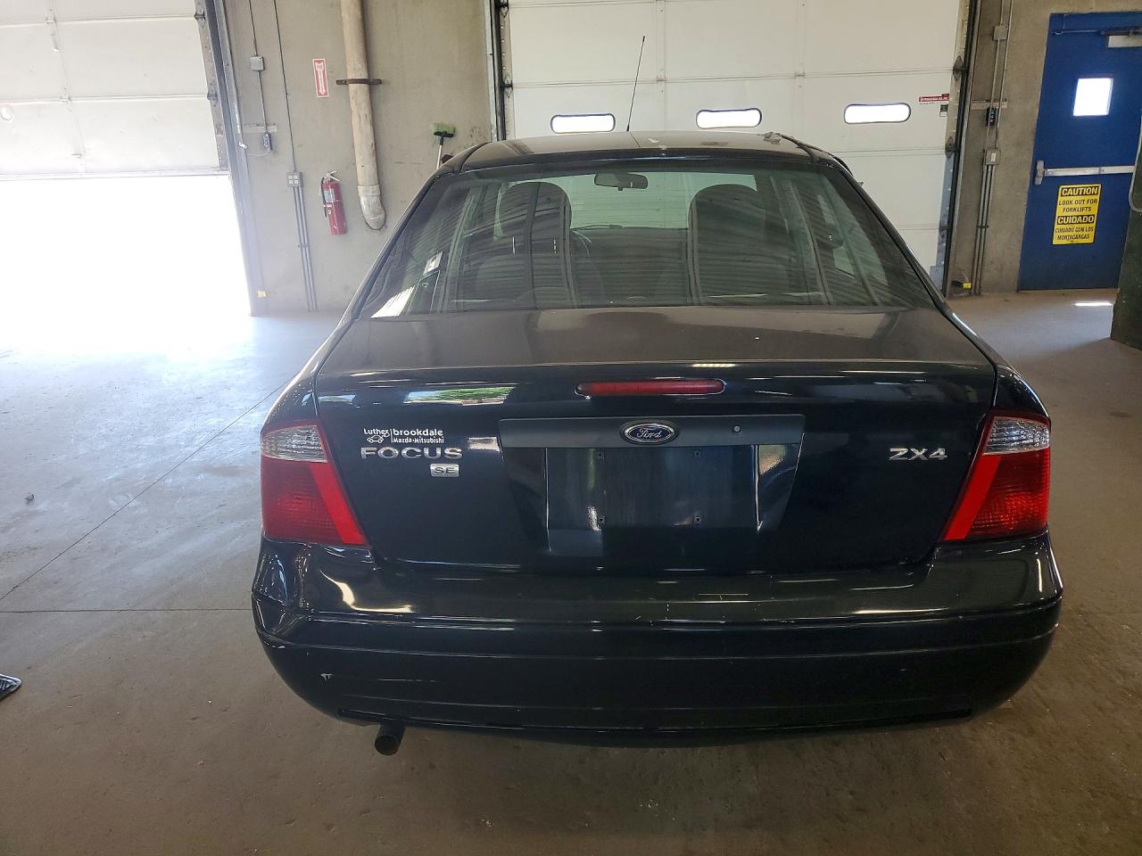 2006 Ford Focus Zx4 Black vin: 1FAHP34N46W142045
