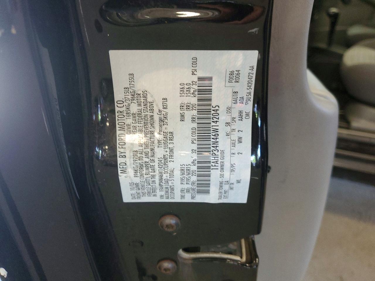 2006 Ford Focus Zx4 Black vin: 1FAHP34N46W142045
