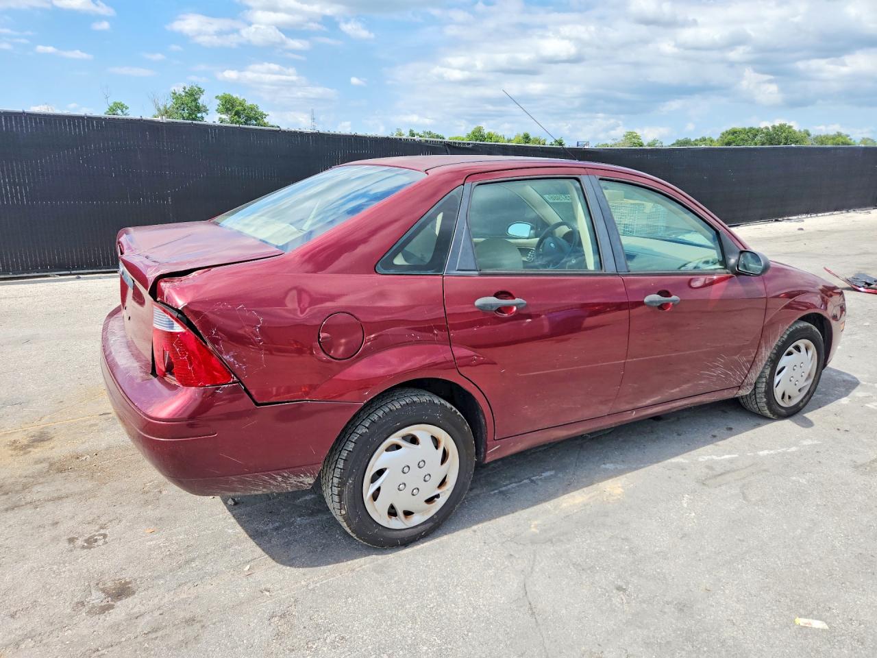 2007 Ford Focus Zx4 Burgundy vin: 1FAHP34N47W167979