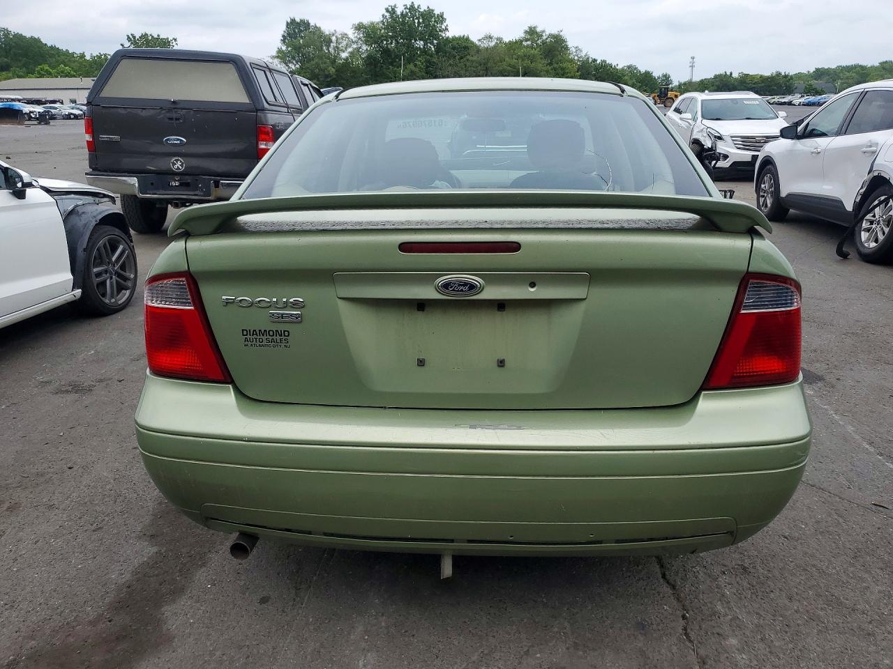 2007 Ford Focus Zx4 Green vin: 1FAHP34N47W255995