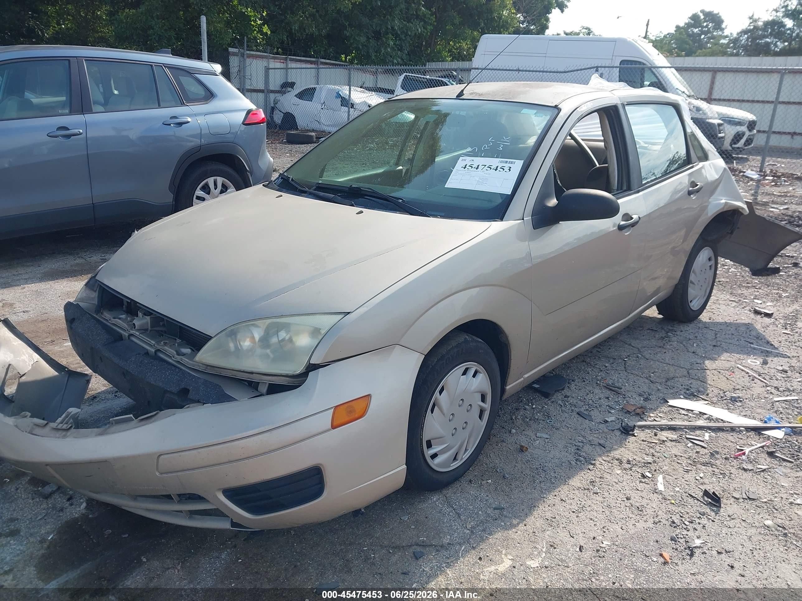 2007 Ford Focus S/se/ses Желто-коричневый vin: 1FAHP34N47W326113