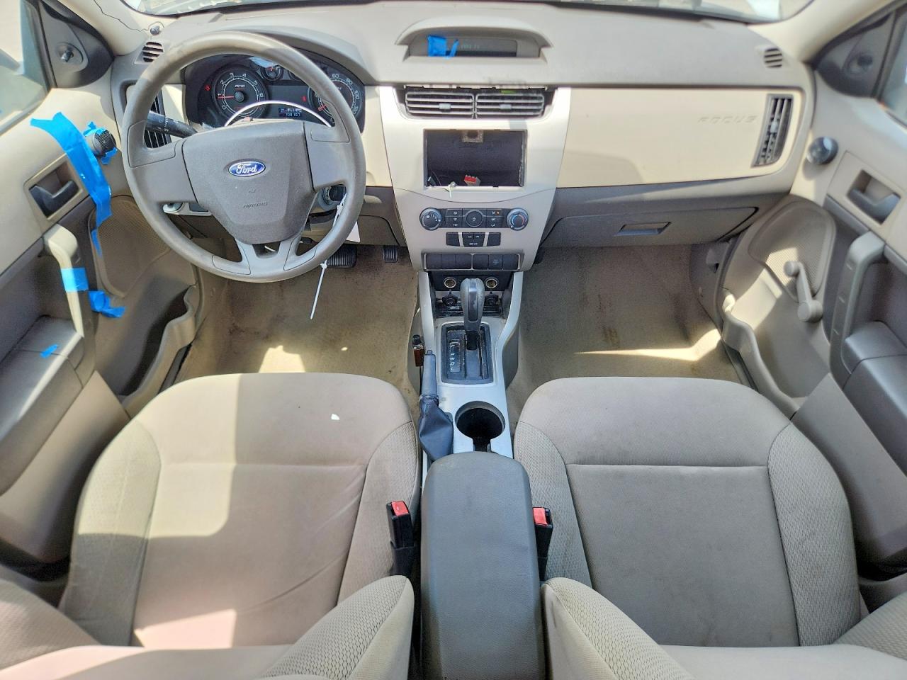 2008 Ford Focus S/se White vin: 1FAHP34N48W123594