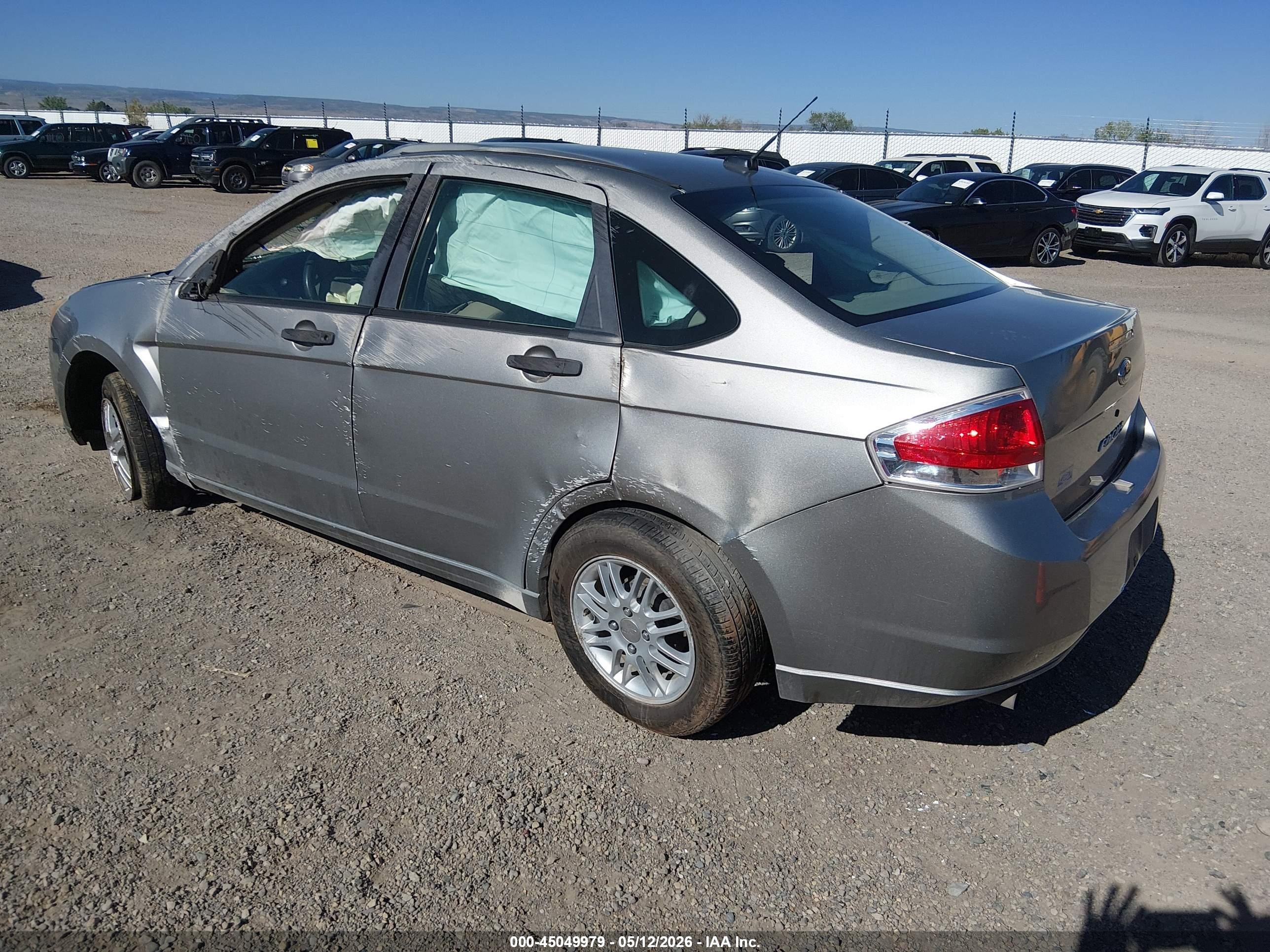 2008 Ford Focus S Tan vin: 1FAHP34N48W261605